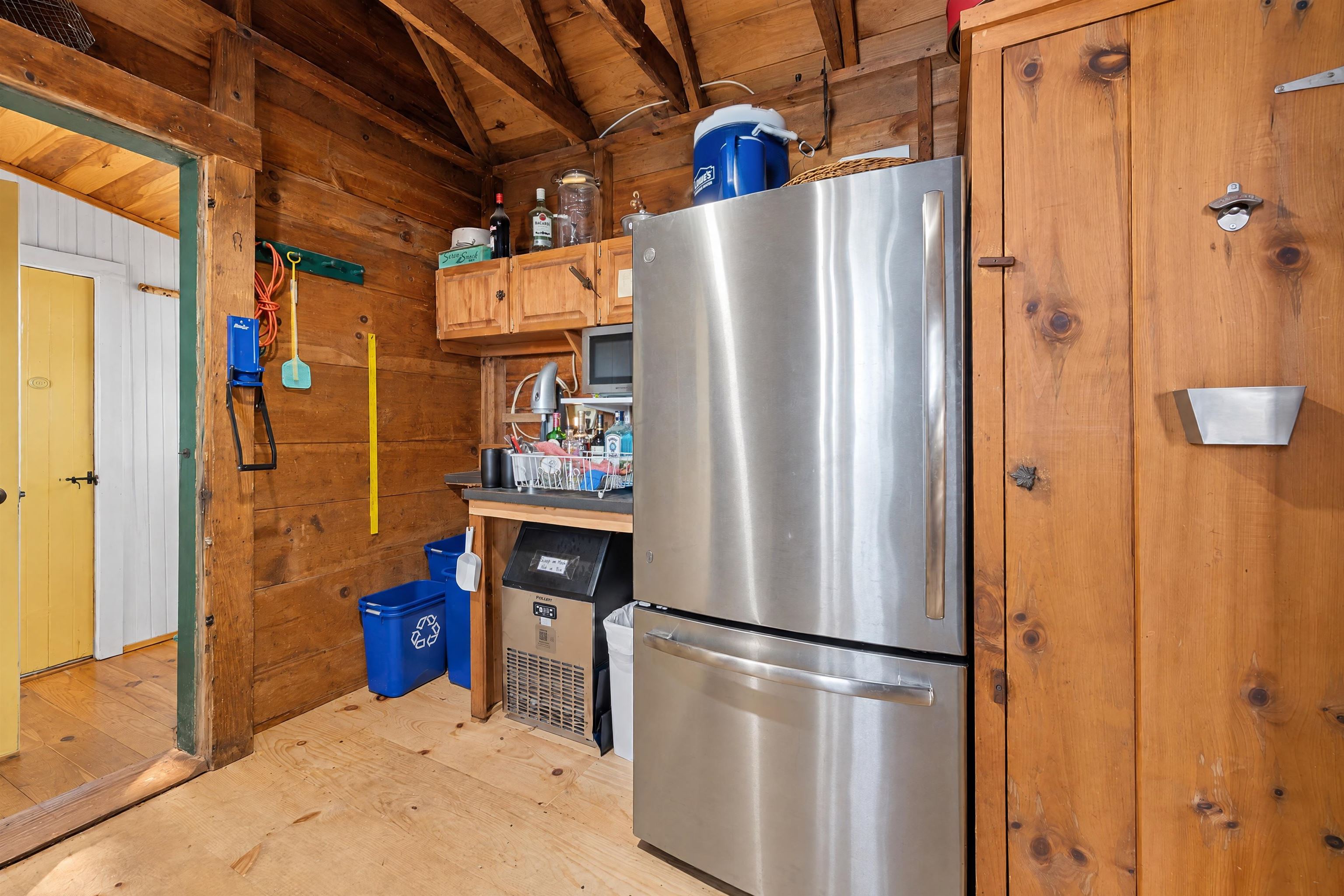 21 Clark Drive Property Photo 13