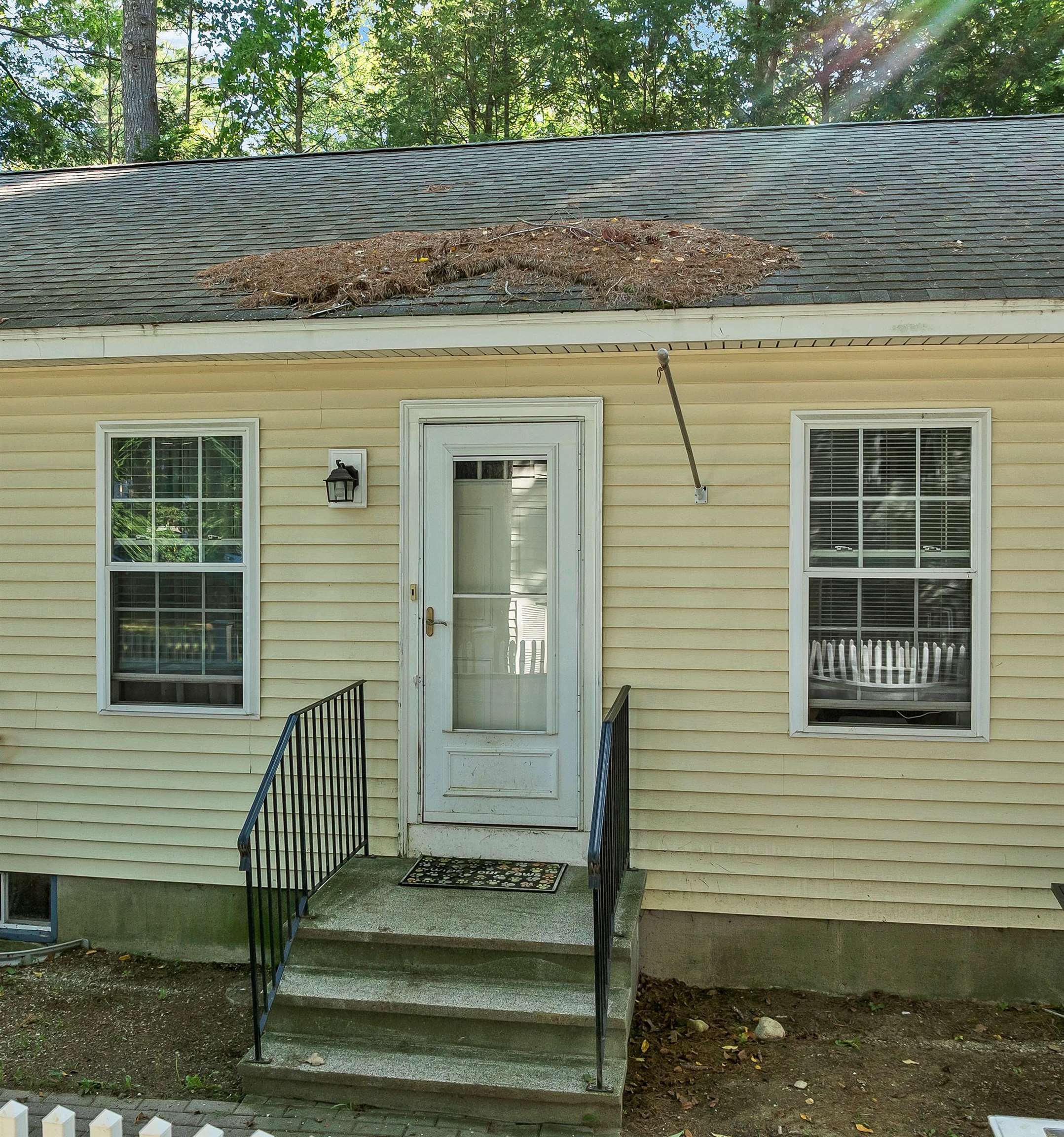 8 Riverside Drive Property Photo 3