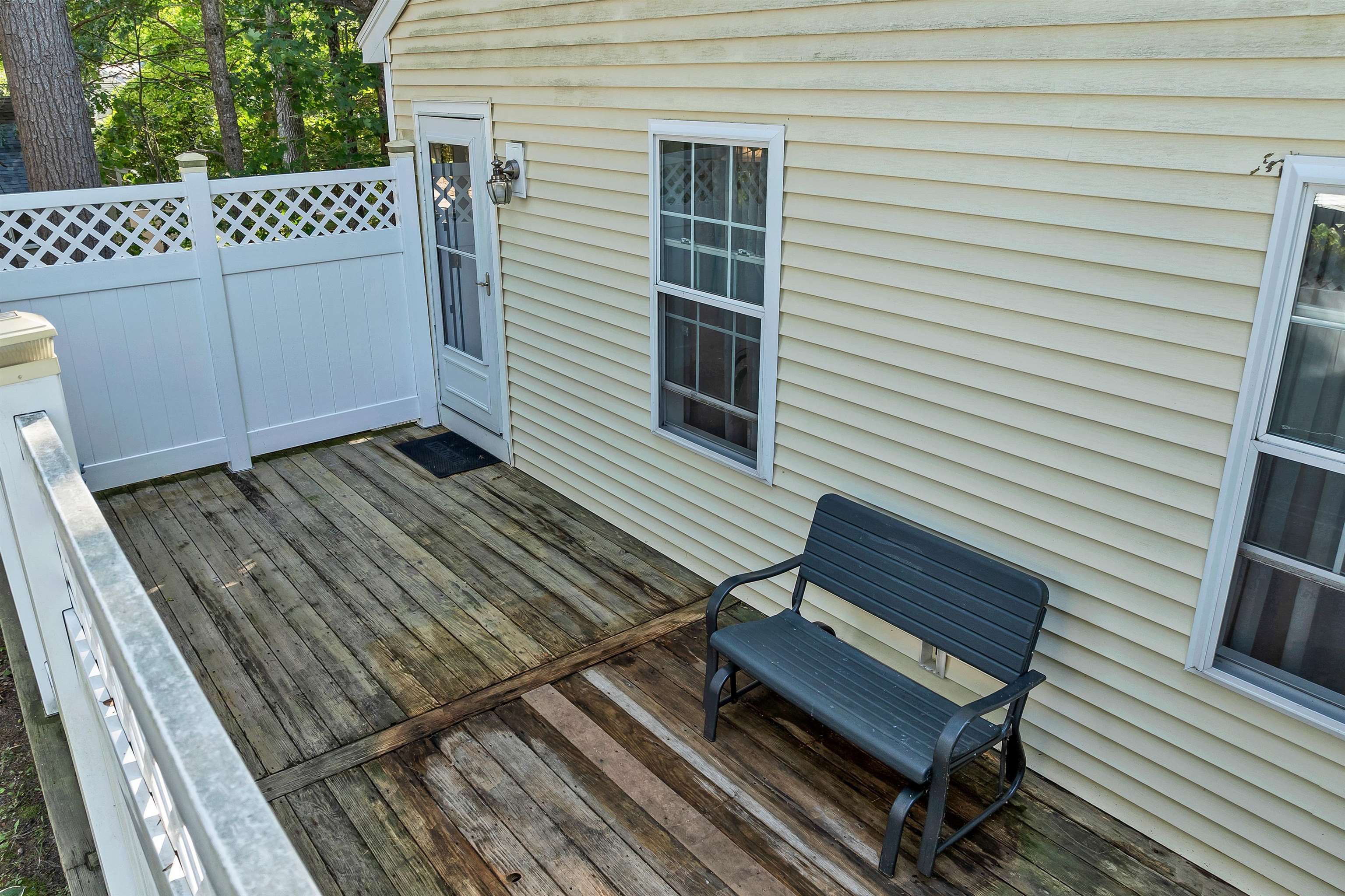 8 Riverside Drive Property Photo 5