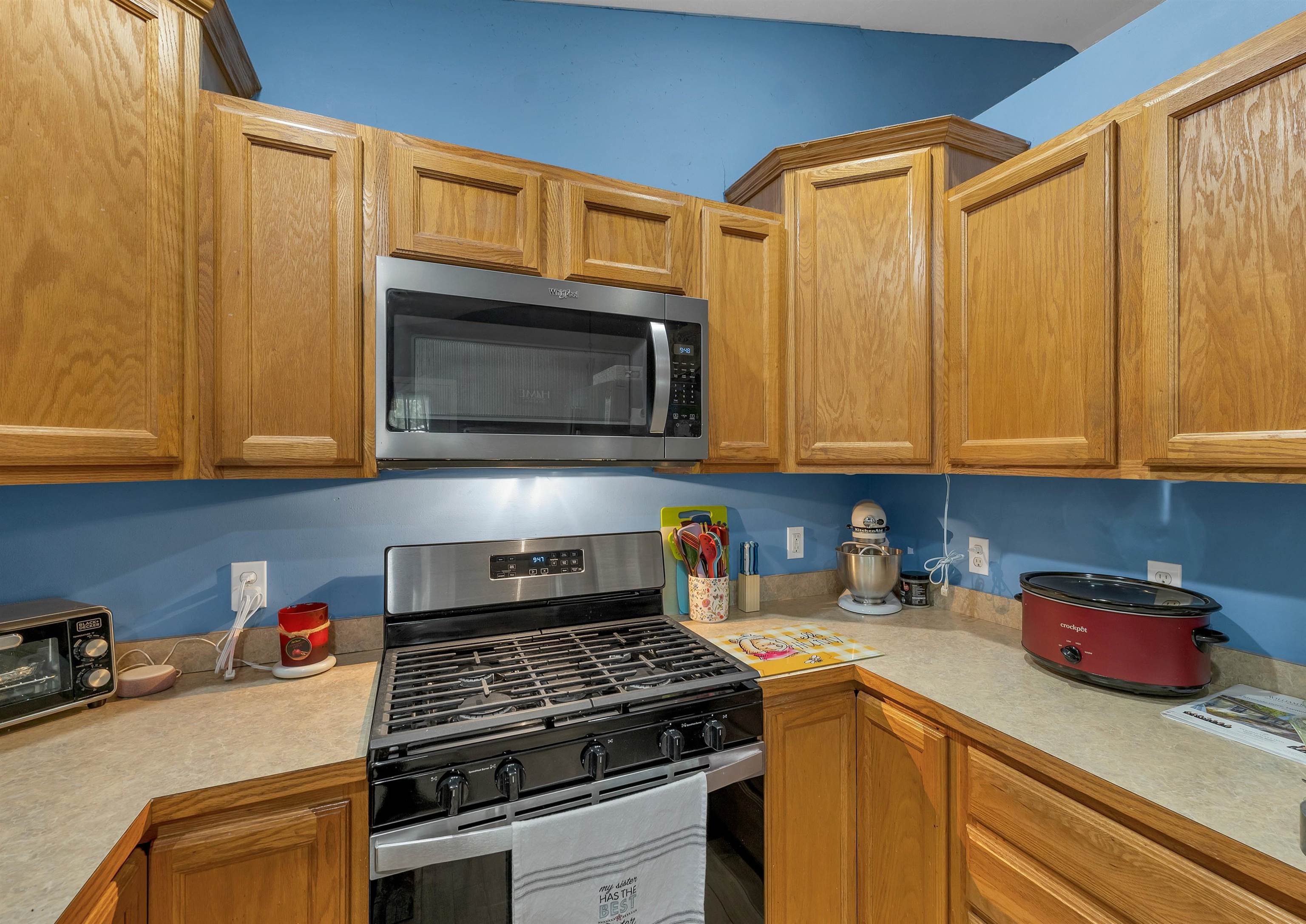 8 Riverside Drive Property Photo 10