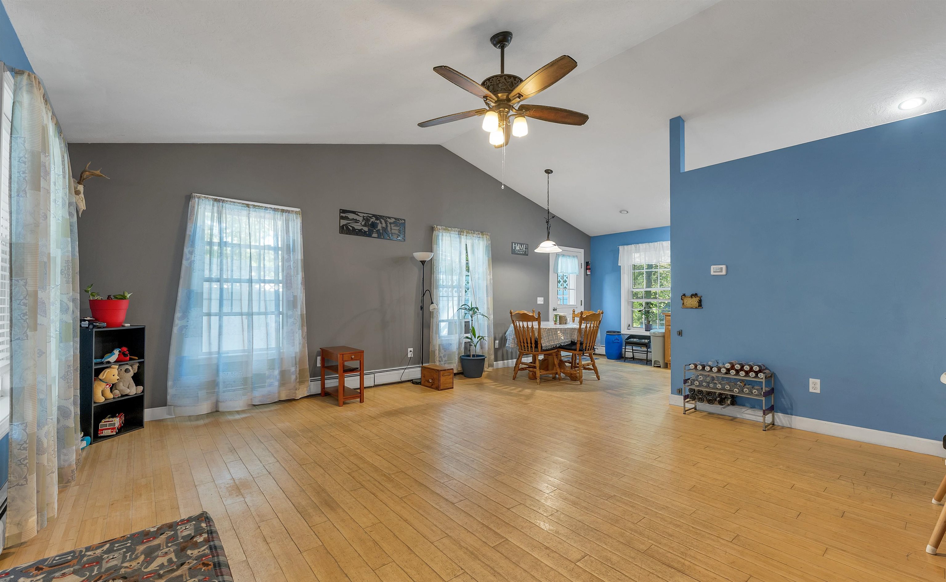8 Riverside Drive Property Photo 17