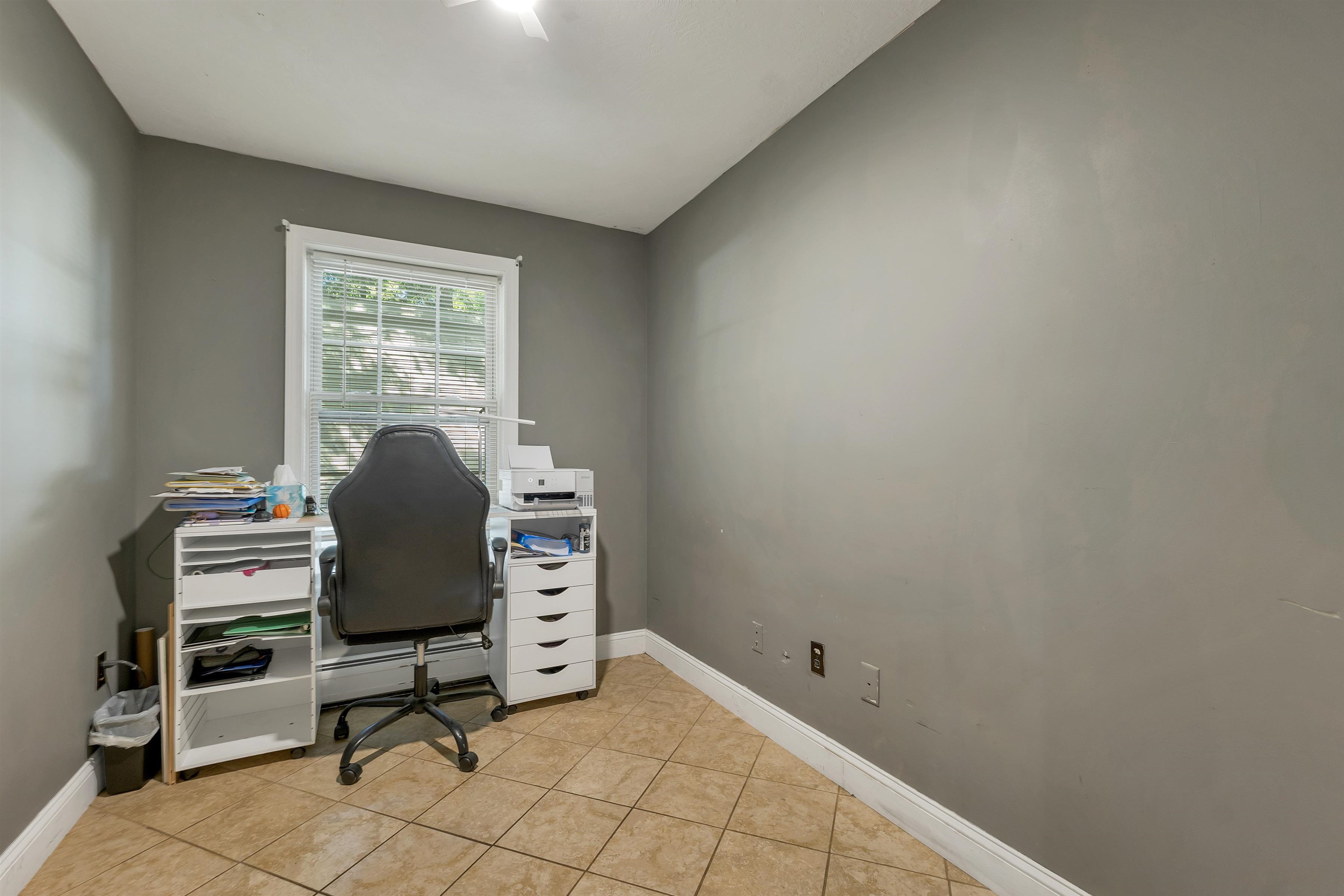 8 Riverside Drive Property Photo 24