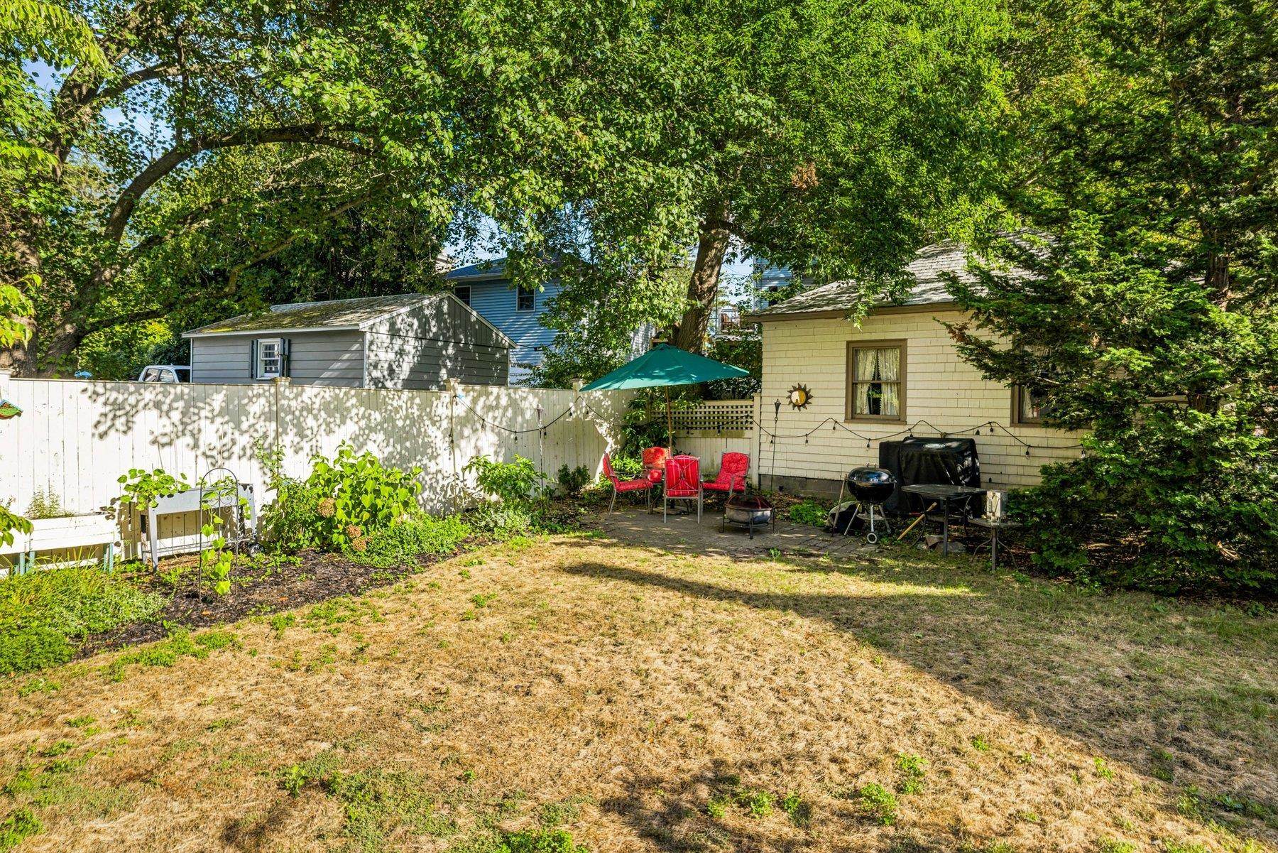 383 Miller Avenue Property Photo 15