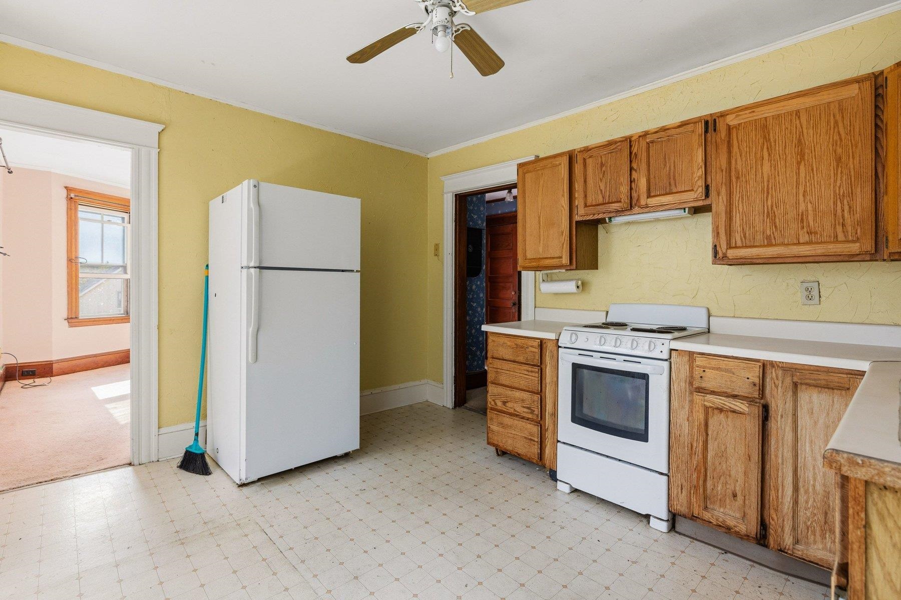 383 Miller Avenue Property Photo 43