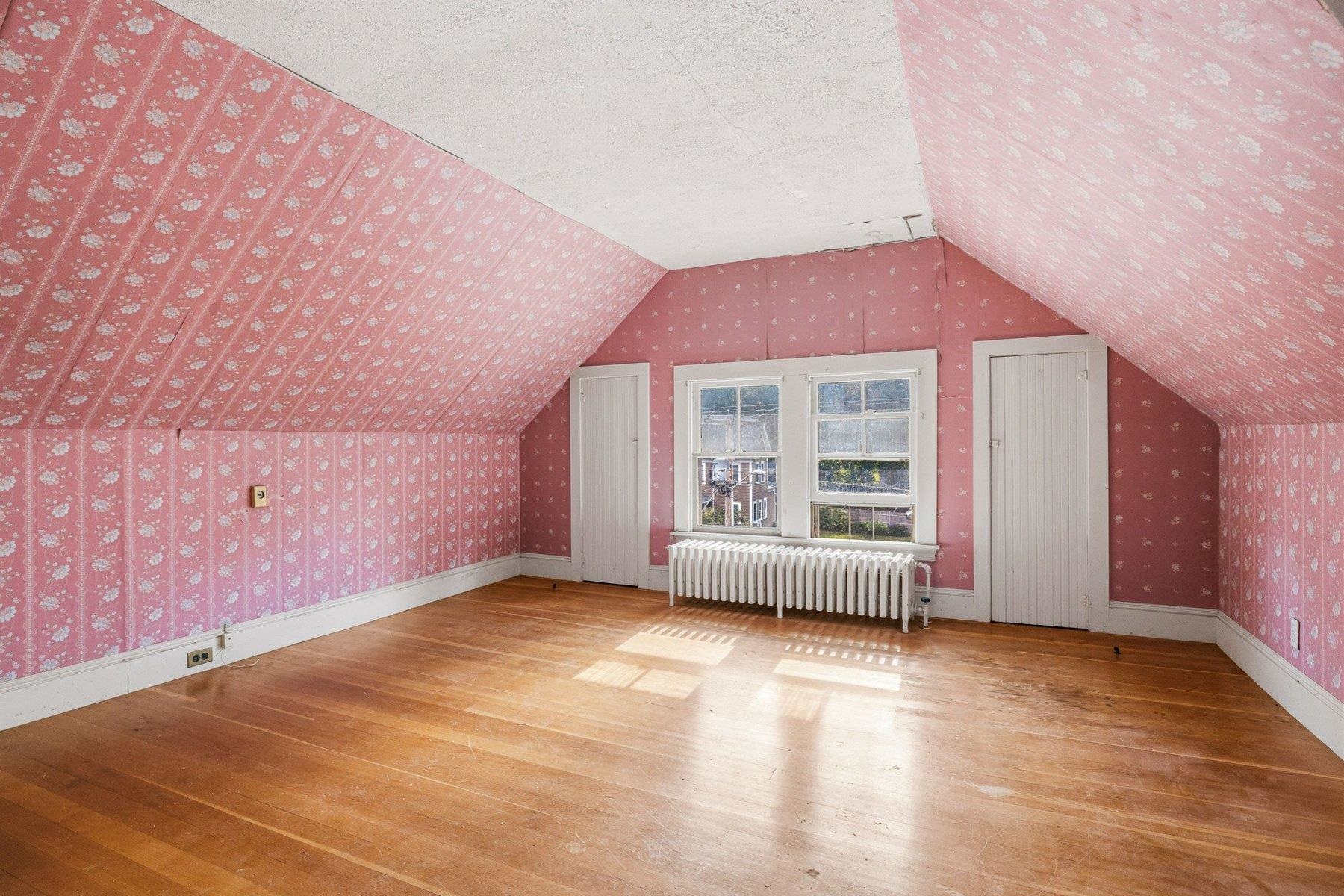 383 Miller Avenue Property Photo 47