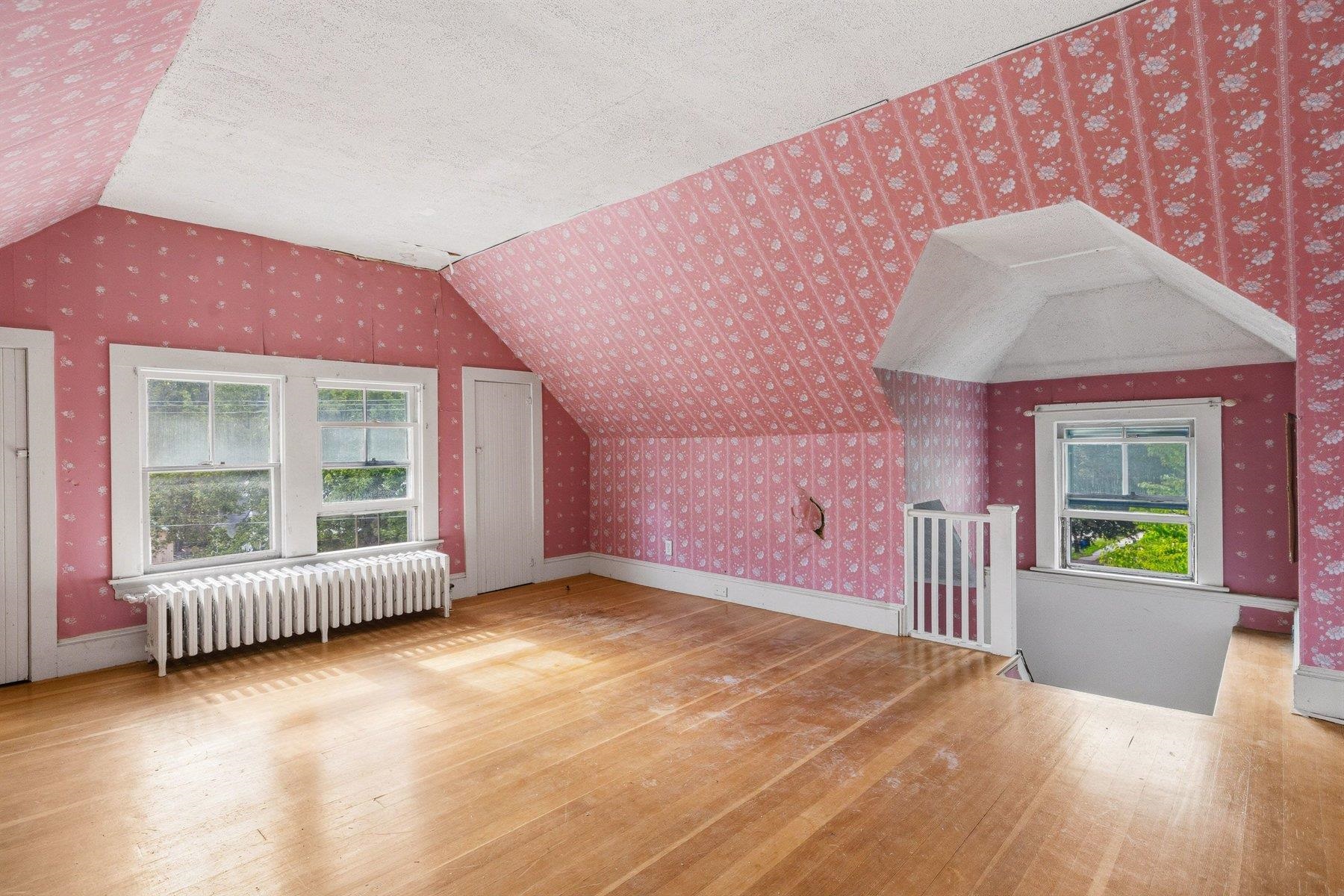 383 Miller Avenue Property Photo 48