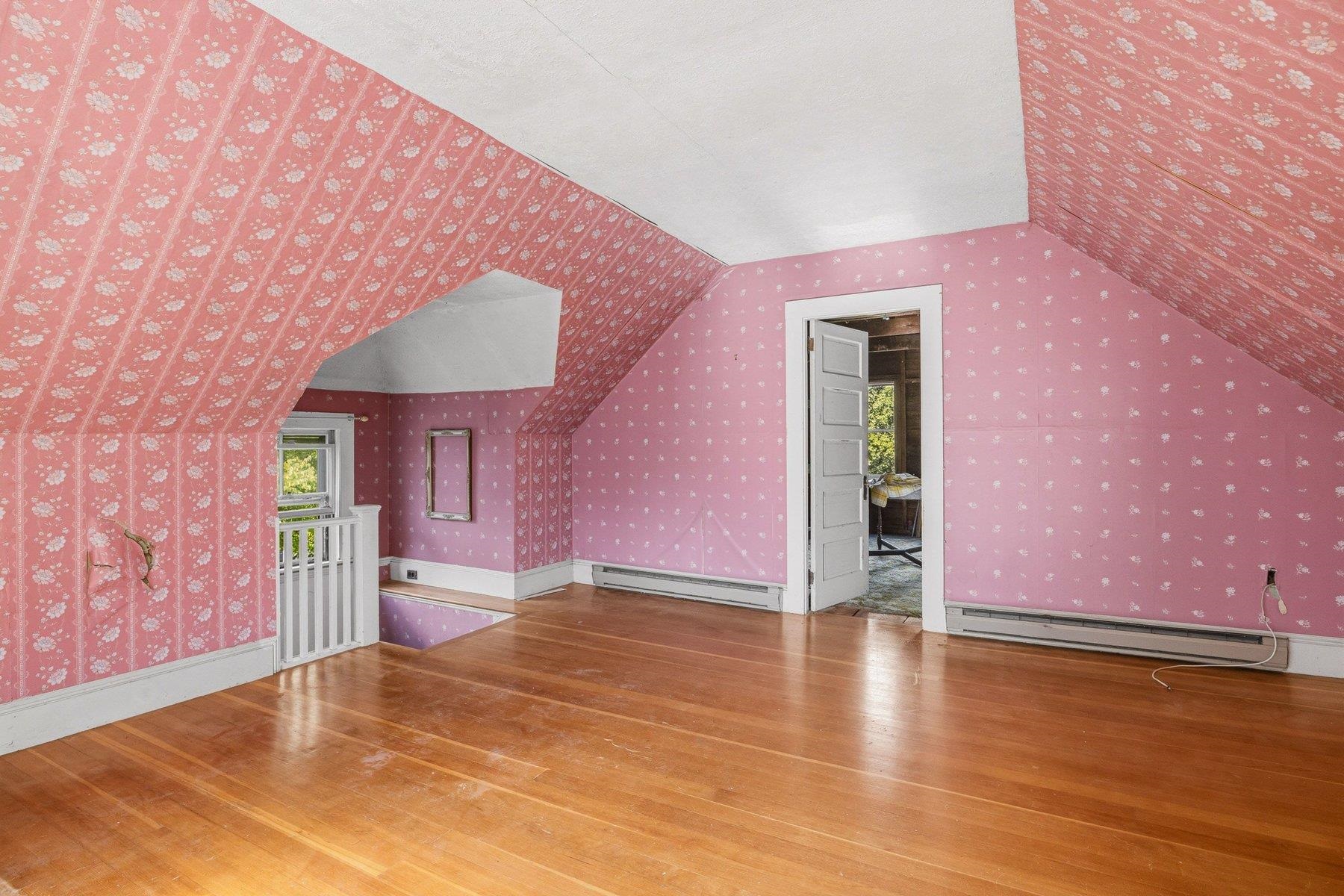 383 Miller Avenue Property Photo 49
