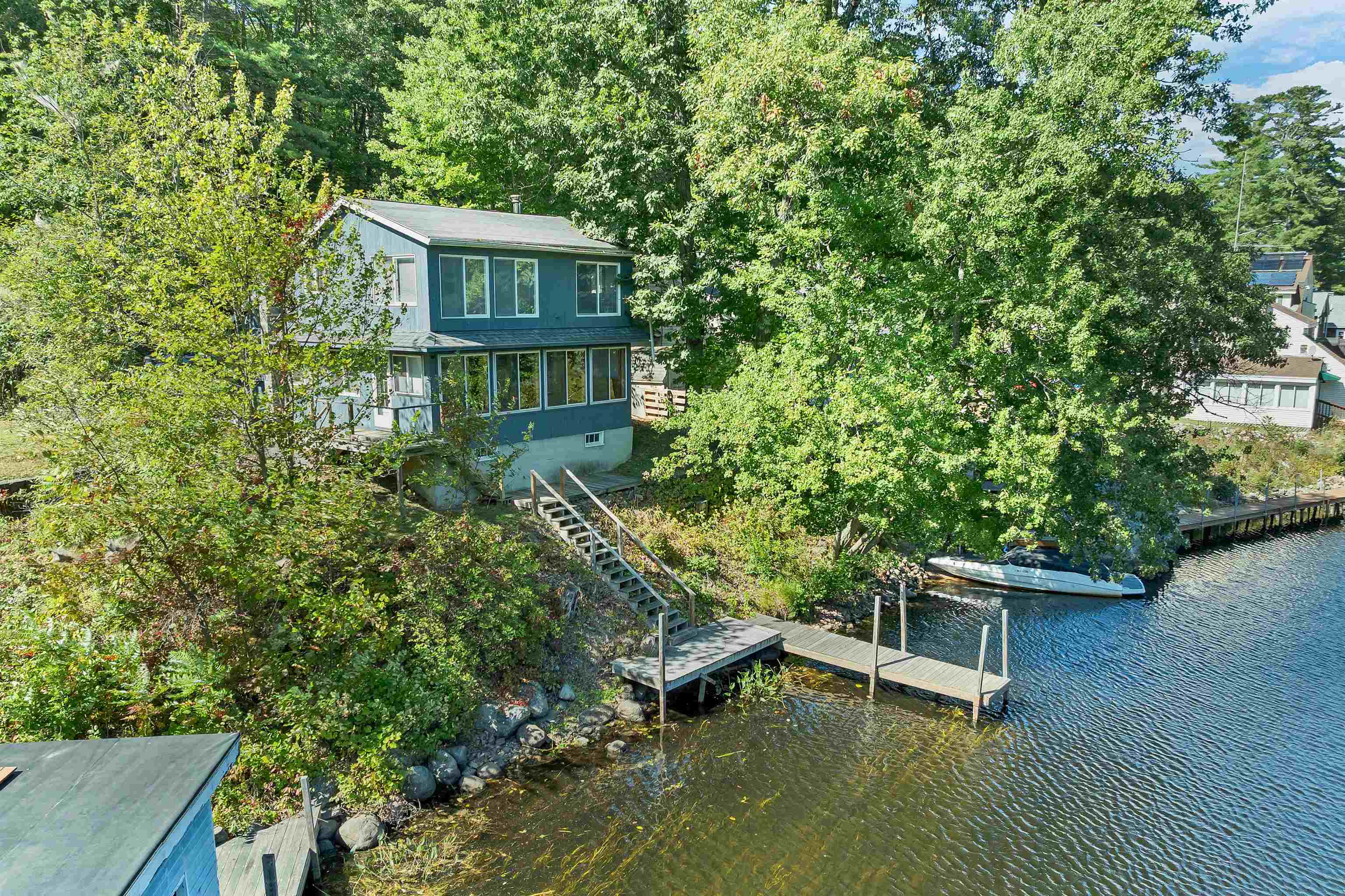 37 Riverlake Street Property Photo 2
