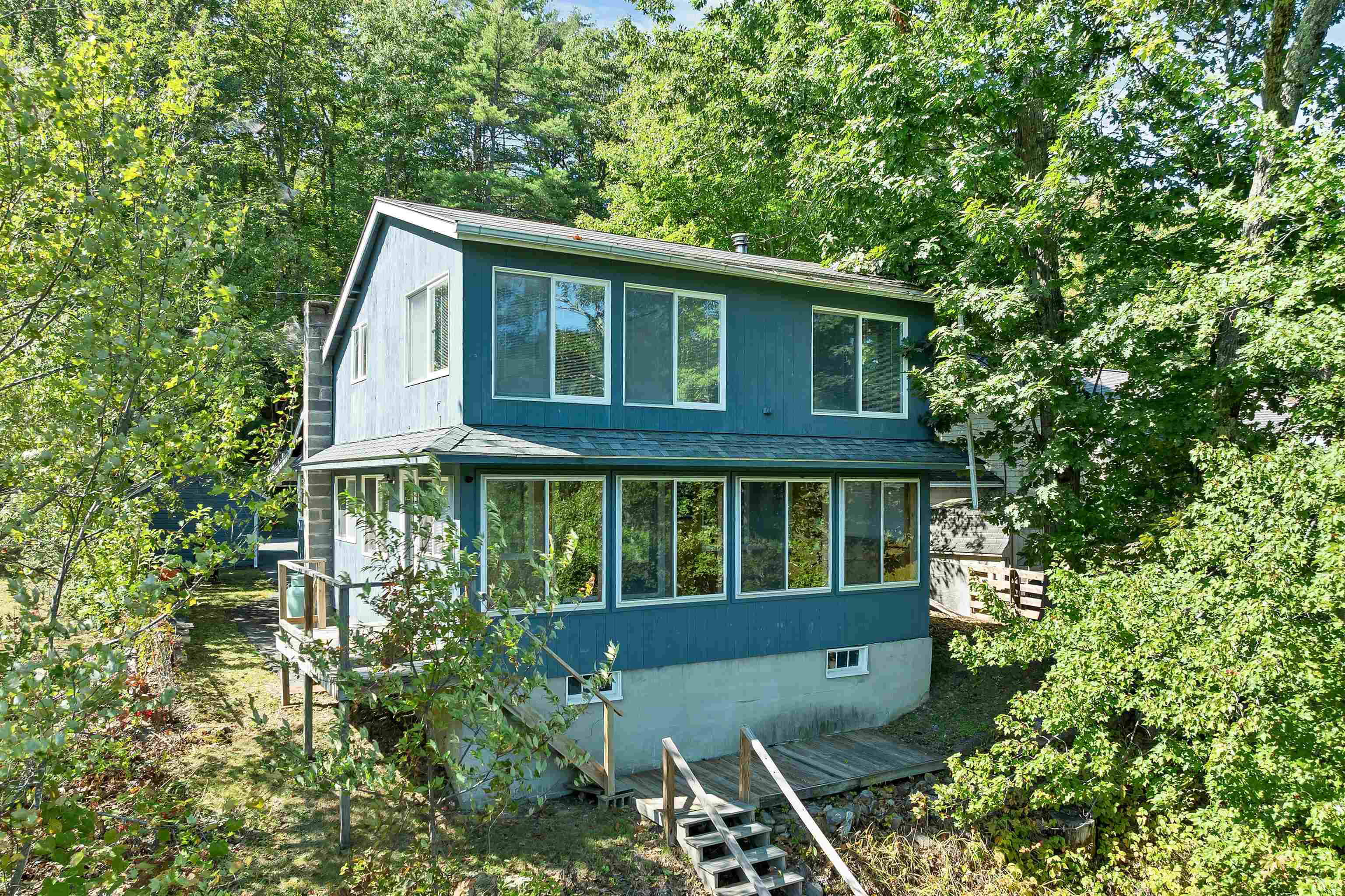 37 Riverlake Street Property Photo 6