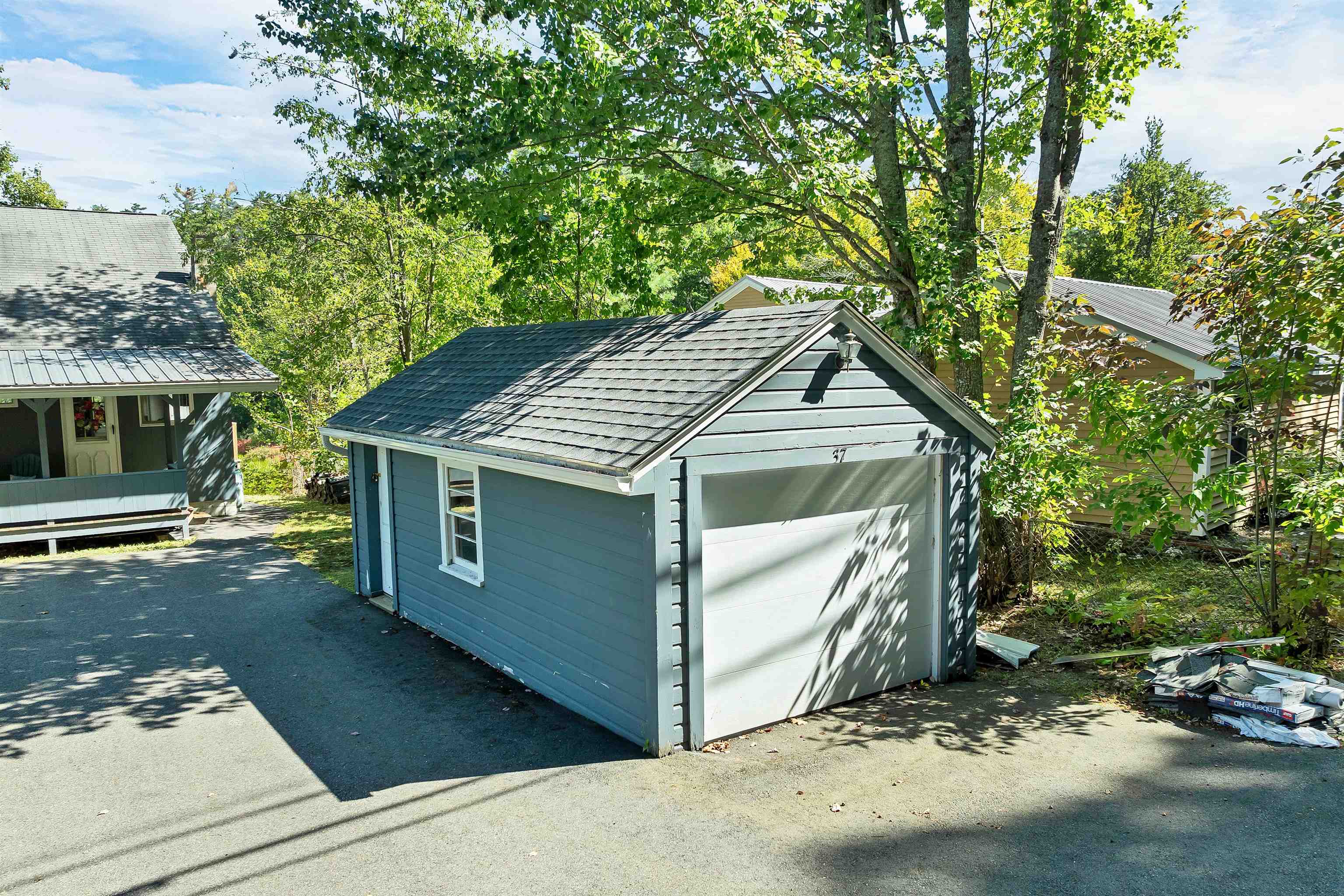37 Riverlake Street Property Photo 8