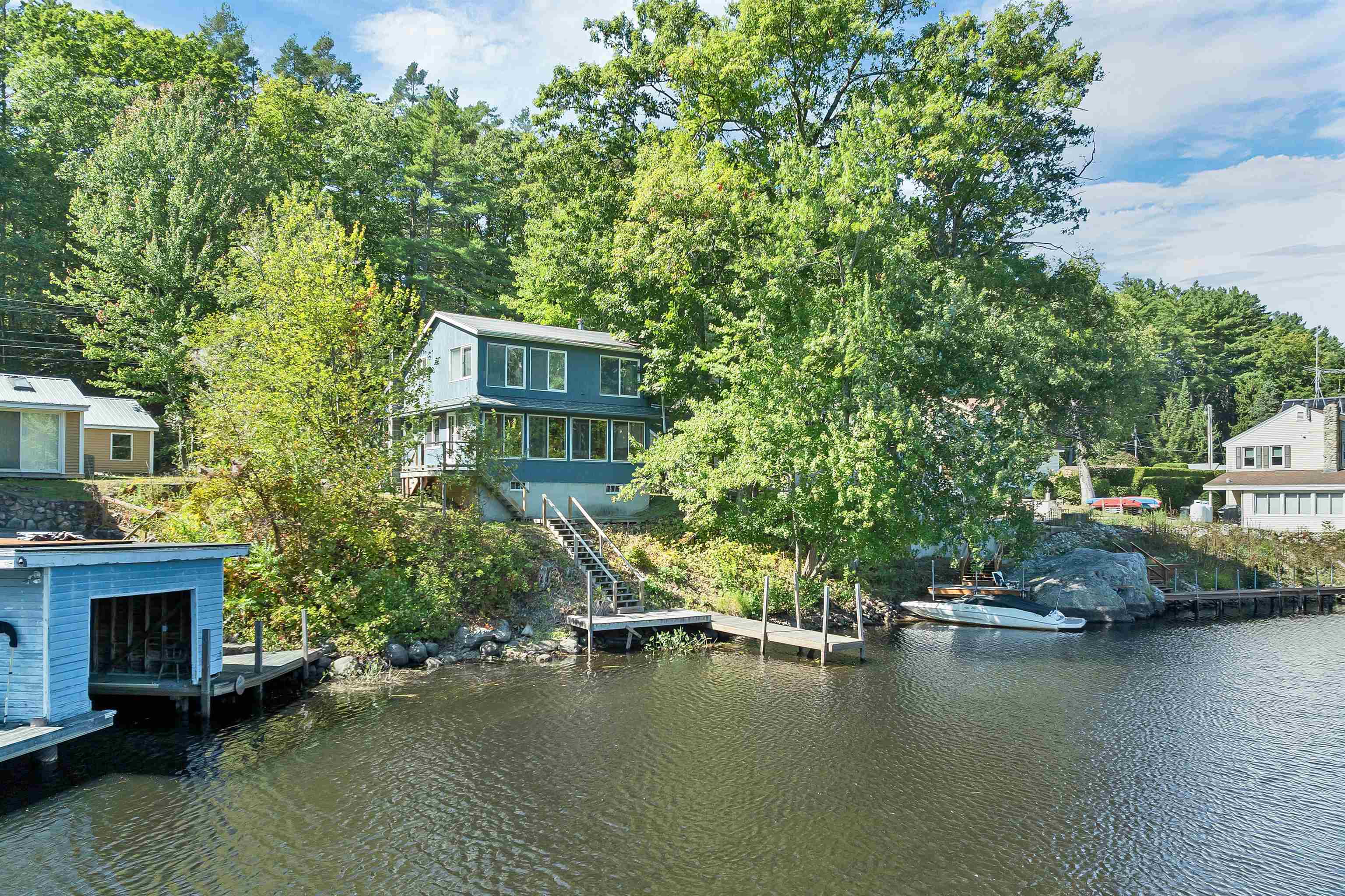 37 Riverlake Street Property Photo 11