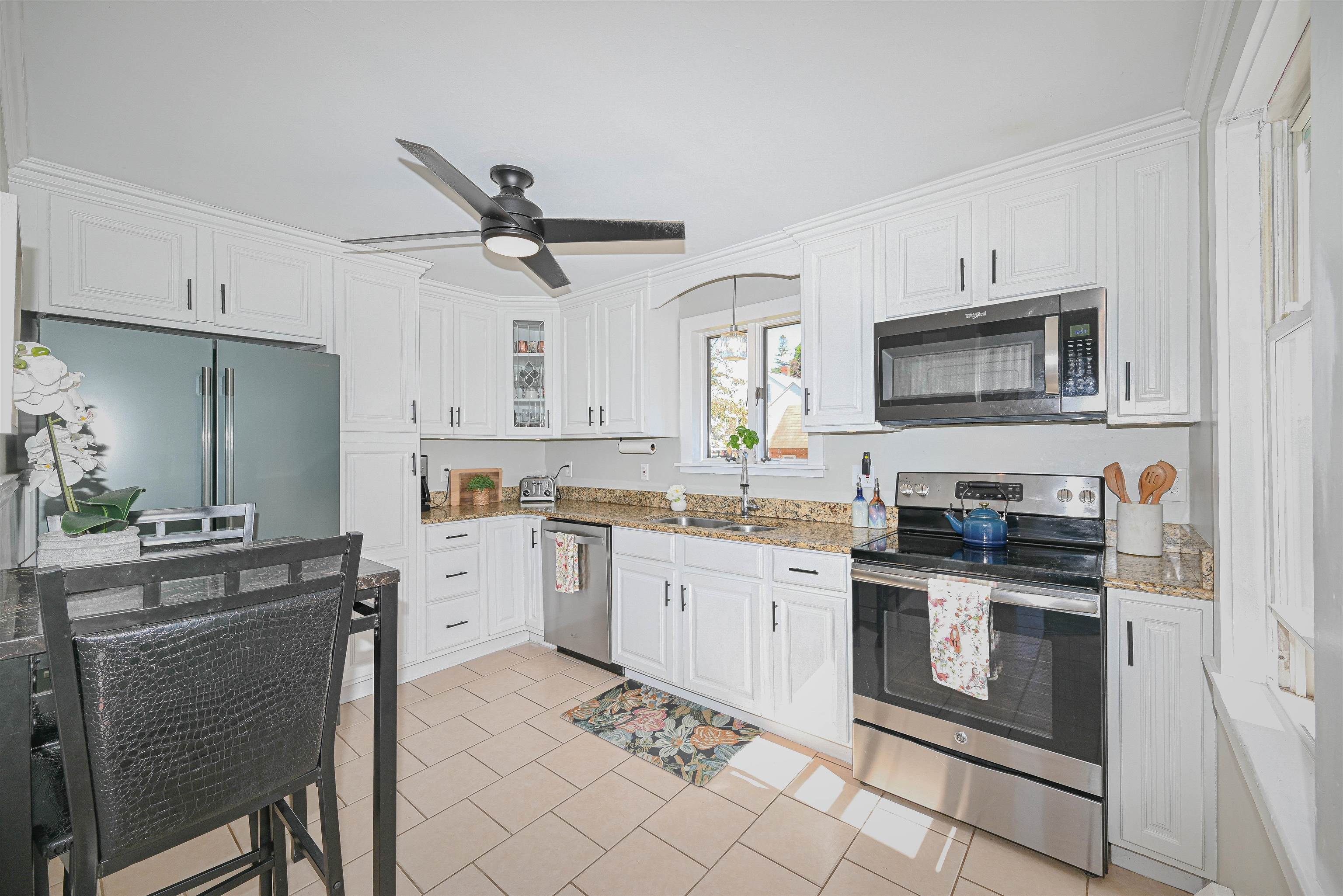 145 Knowlton Street Property Photo 3