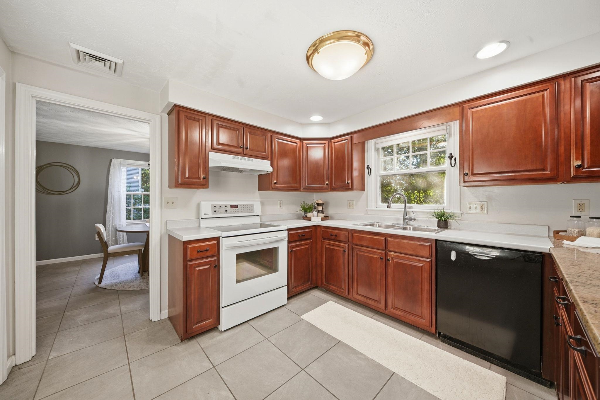 15 Warton Road Property Photo 7