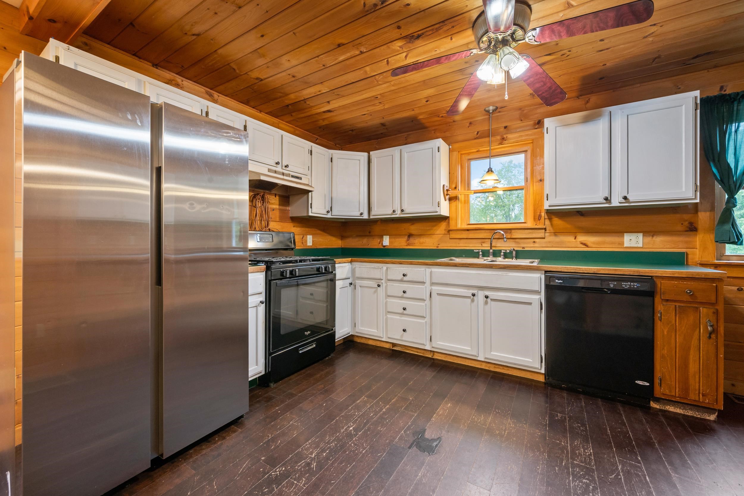 403 Jills Hill Road Property Photo 4