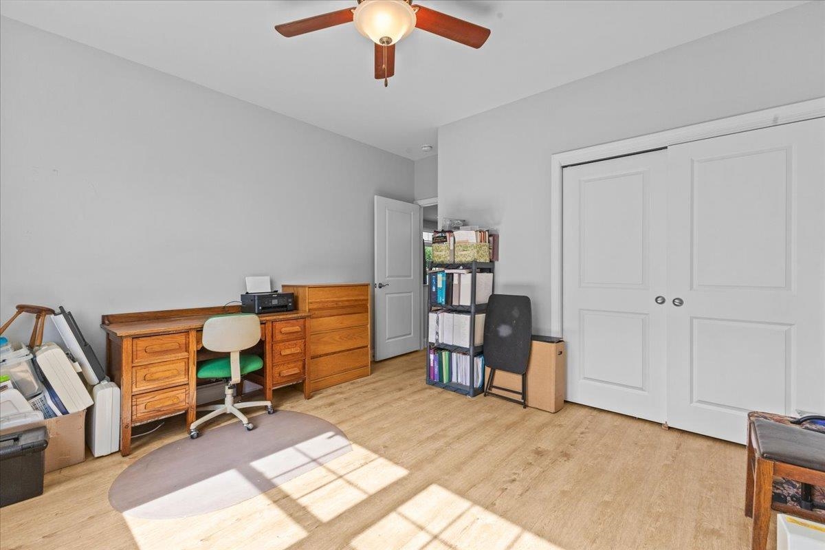 127 Holland Lane Property Photo 16