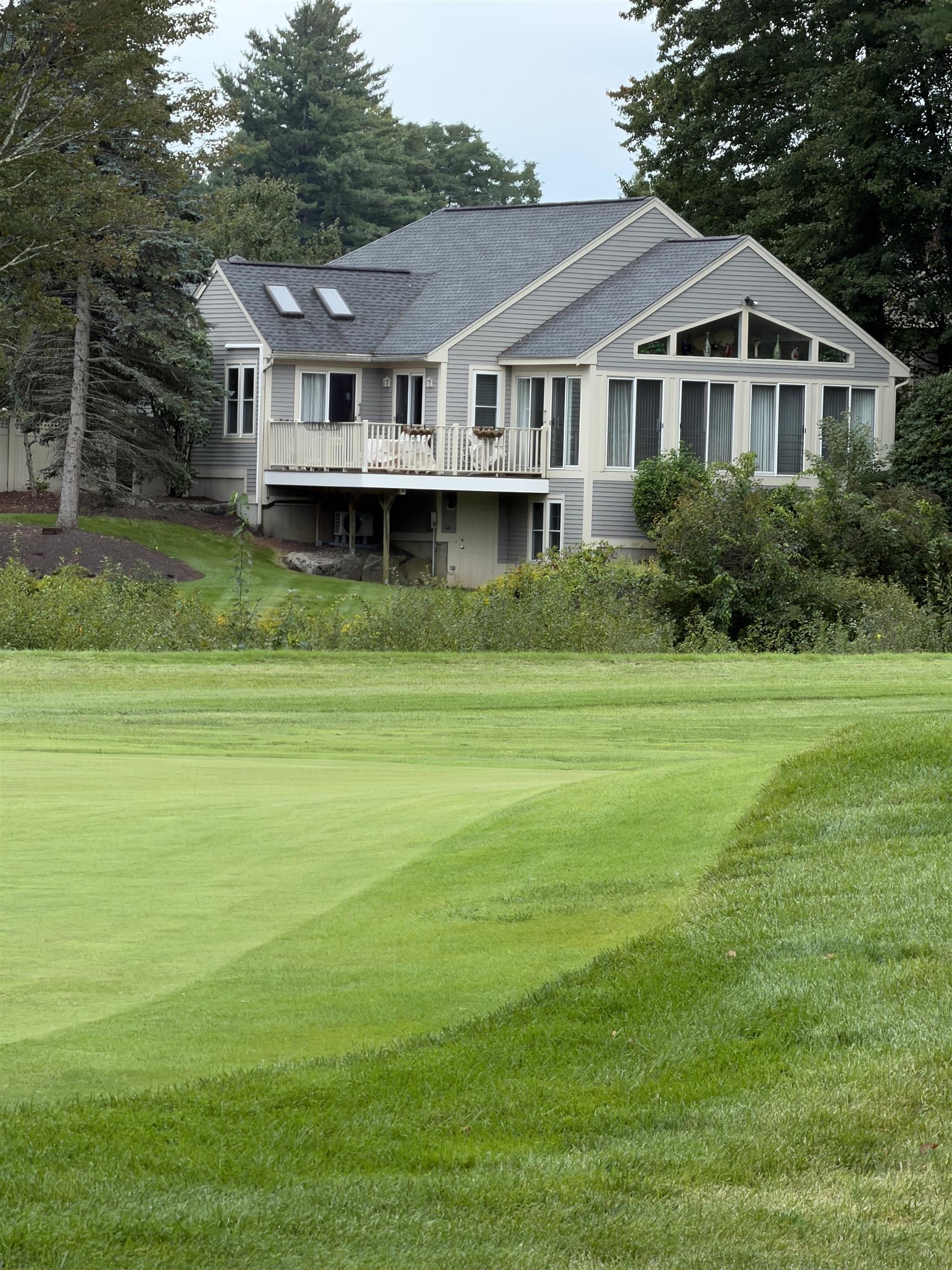 43 Pebble Beach Drive Property Photo 4