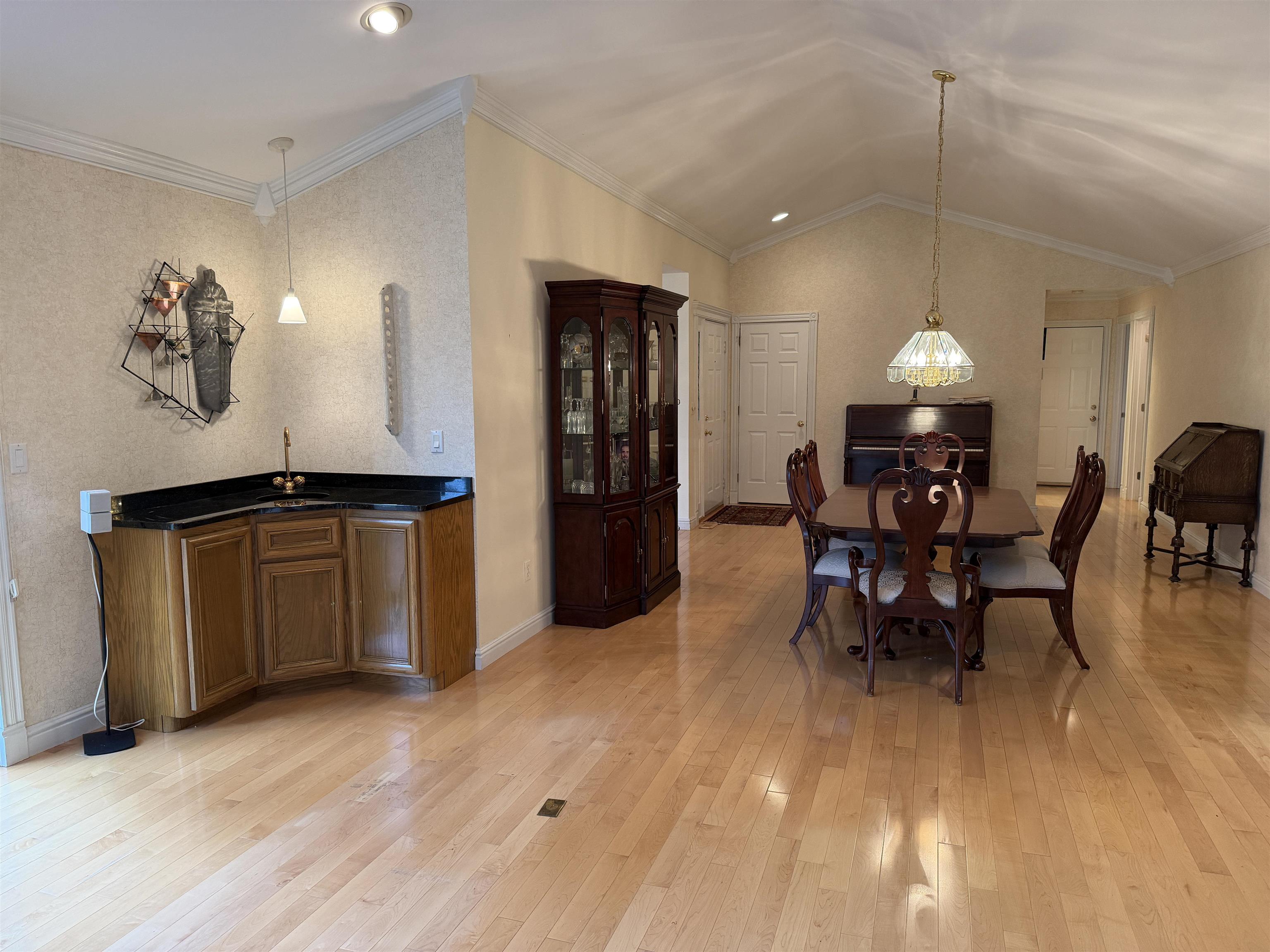 43 Pebble Beach Drive Property Photo 18