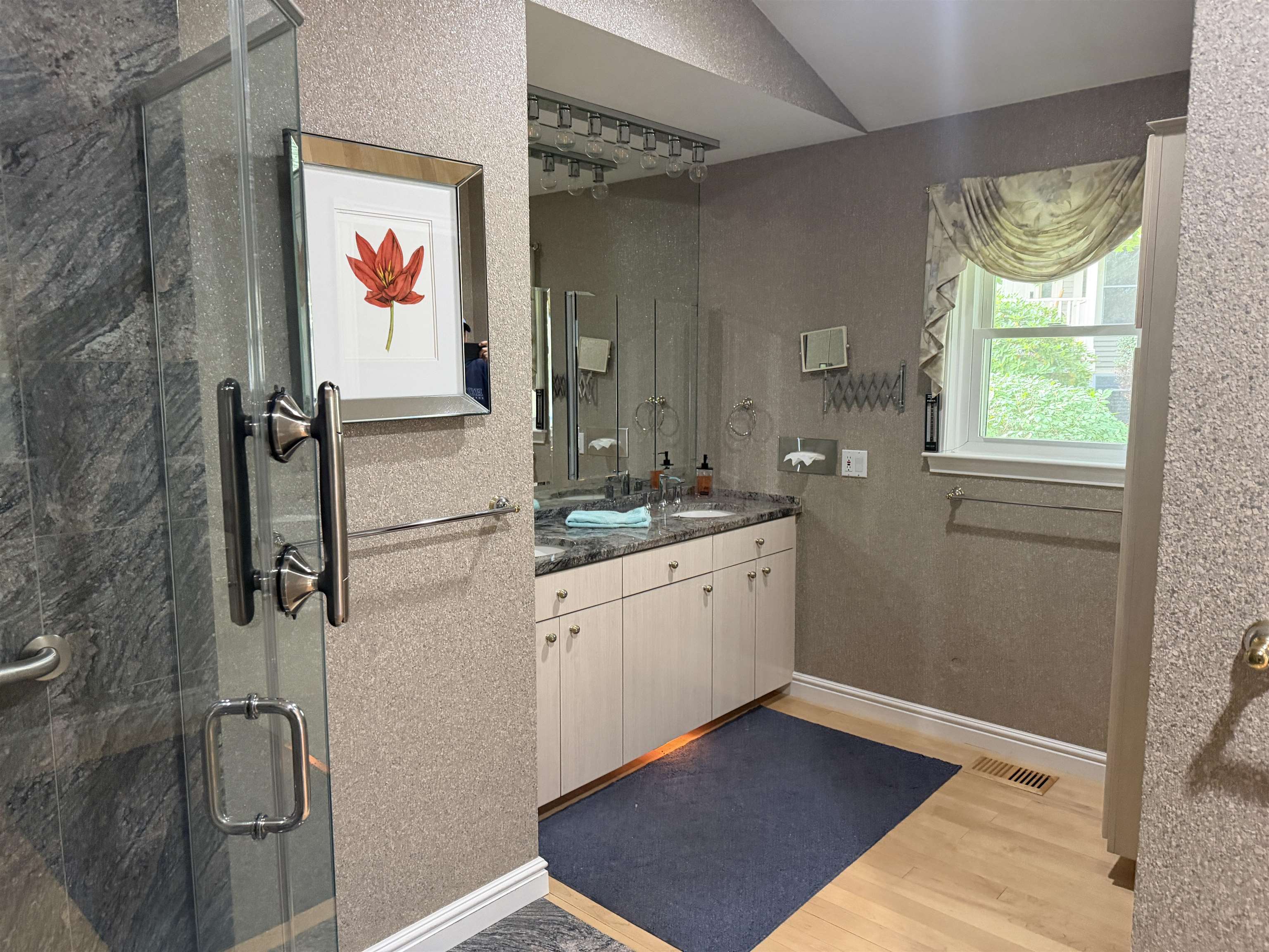 43 Pebble Beach Drive Property Photo 23