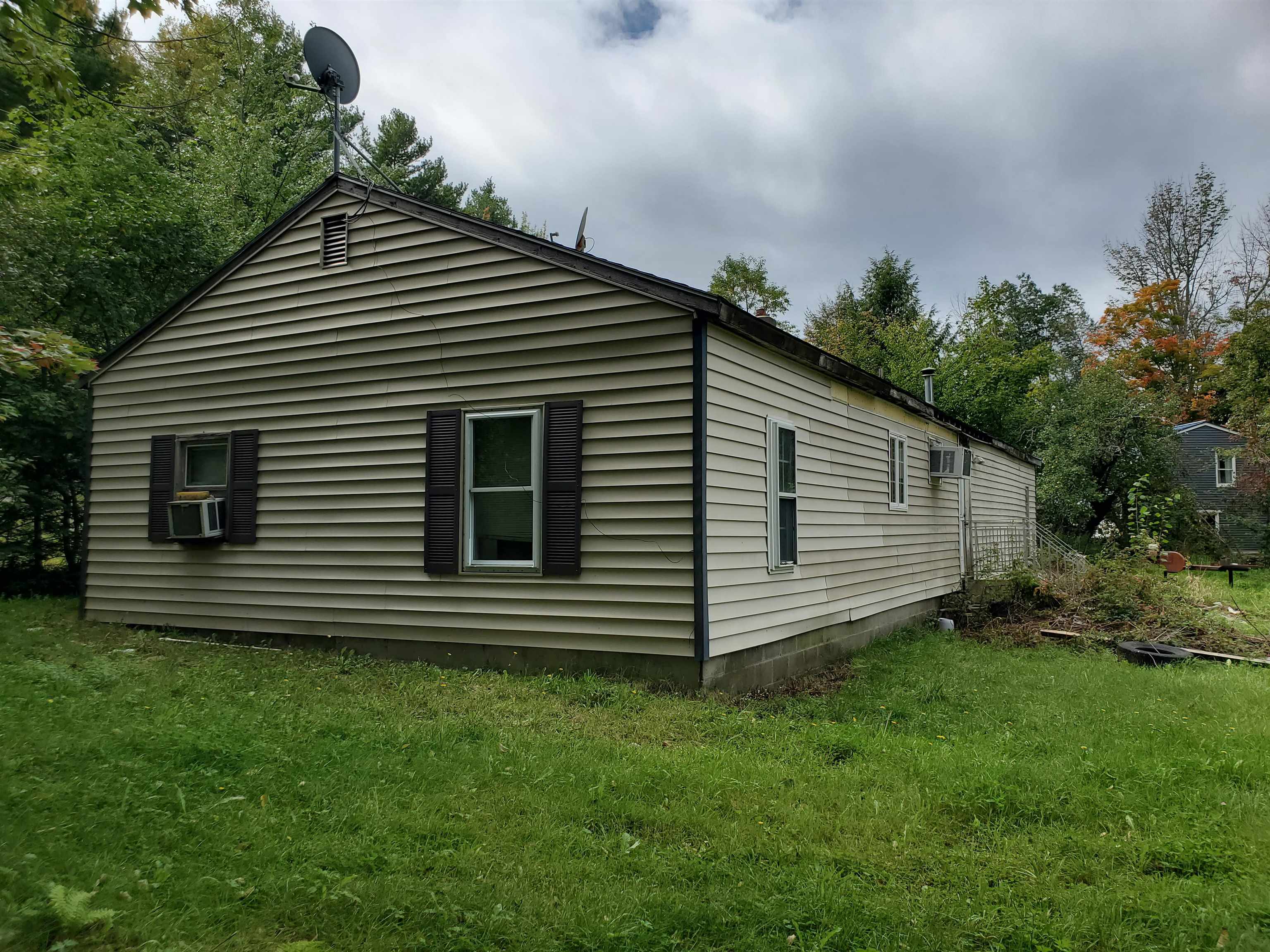 1525 New Hampshire Route 4a Property Photo 5