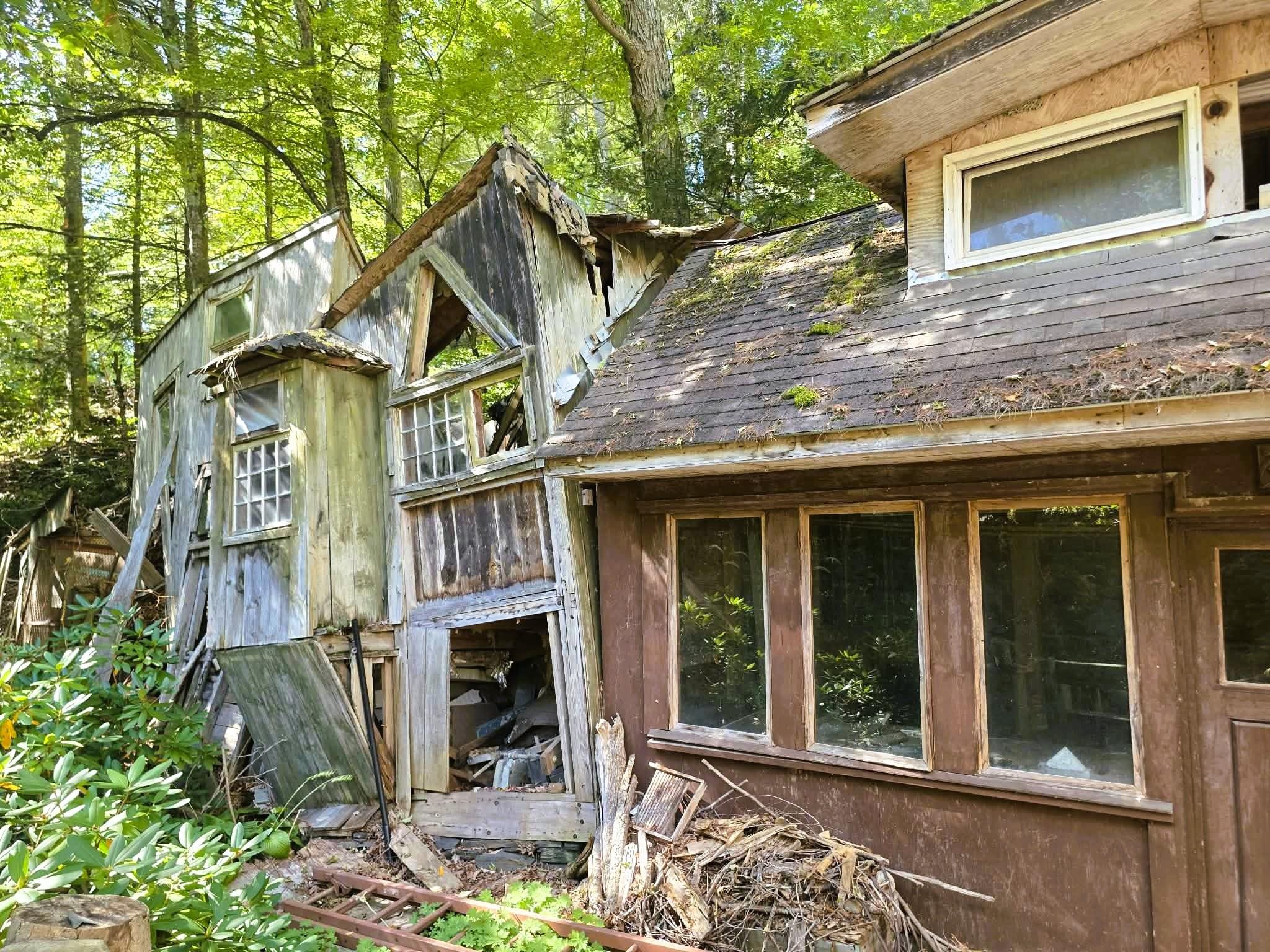 1107 Broad Brook Road Property Photo 3