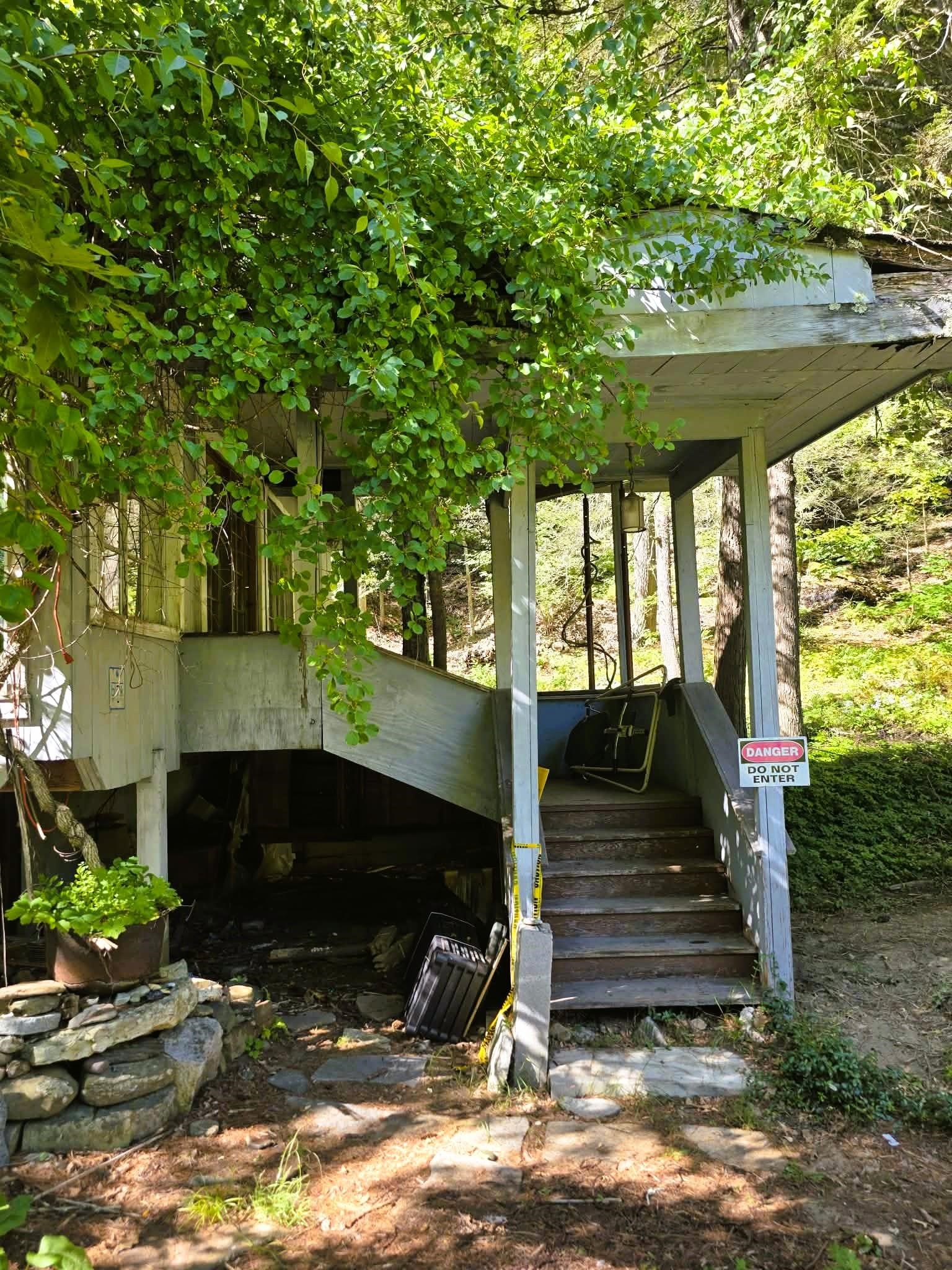 1107 Broad Brook Road Property Photo 8