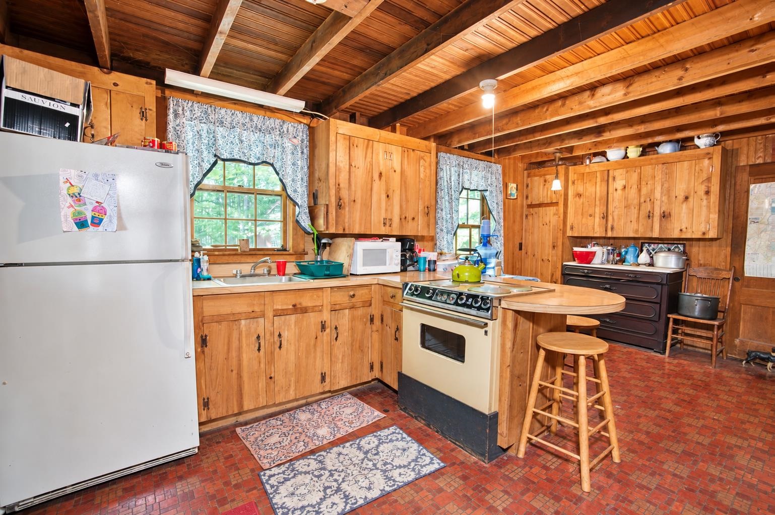 186 Gilson Road Property Photo 12