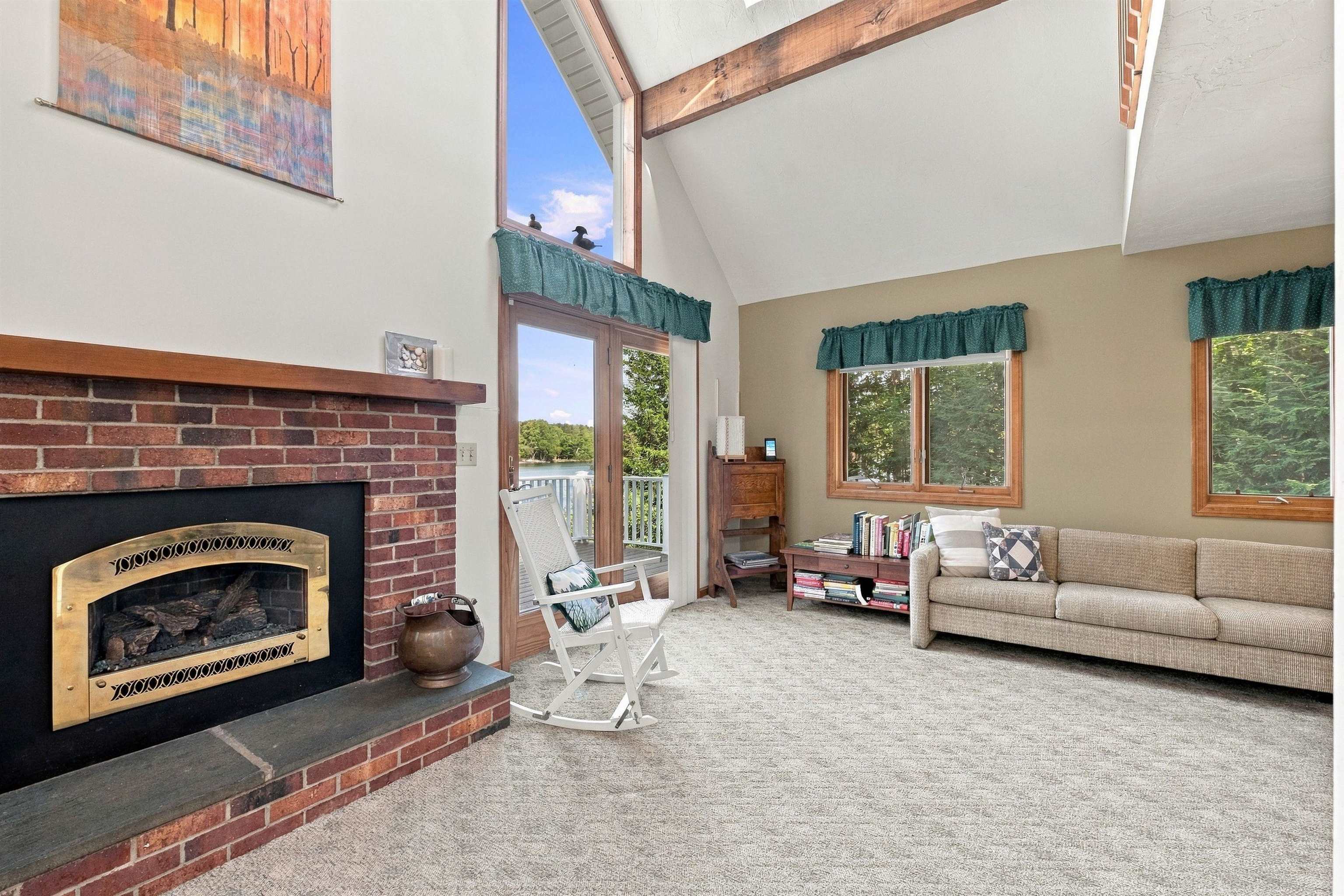 212 Varney Road Property Photo 14