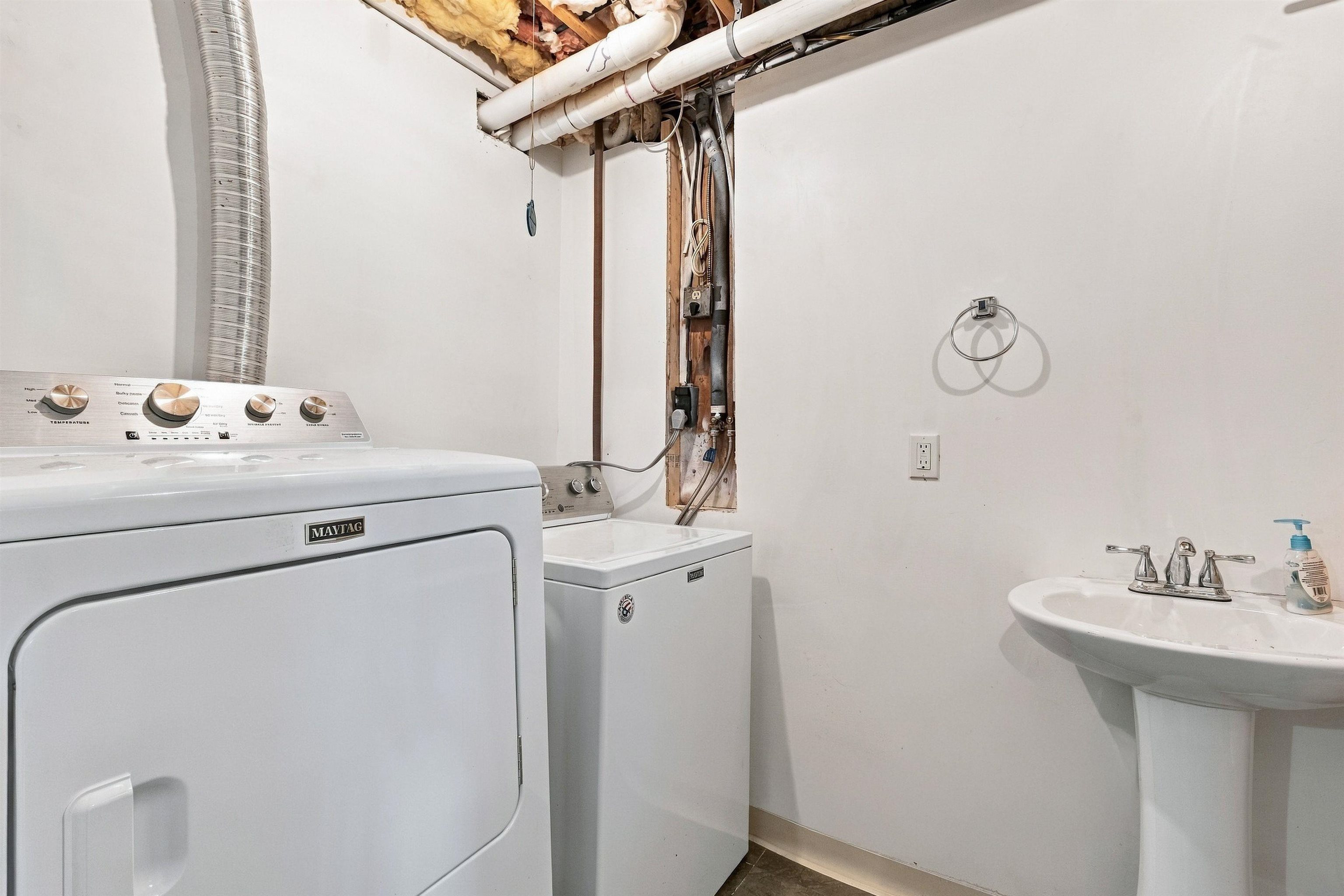 212 Varney Road Property Photo 31