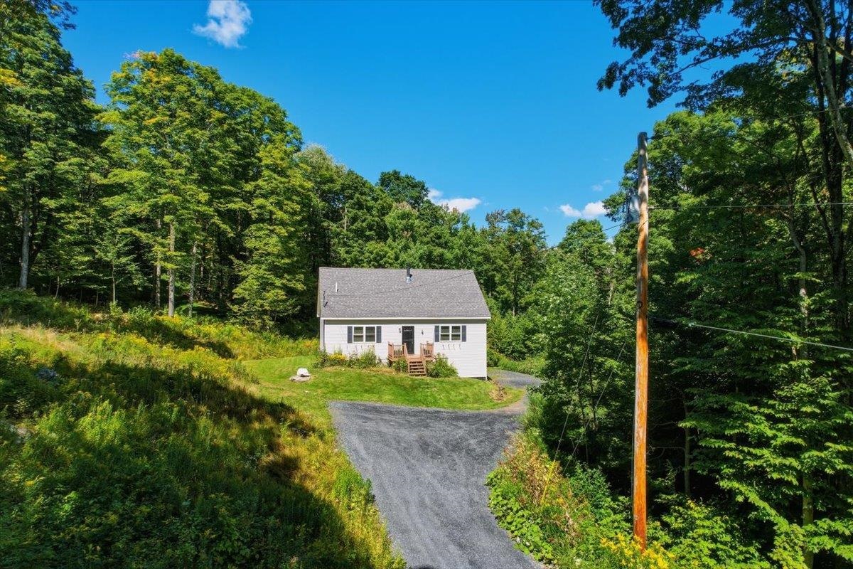 449 Woods Road Property Photo 2