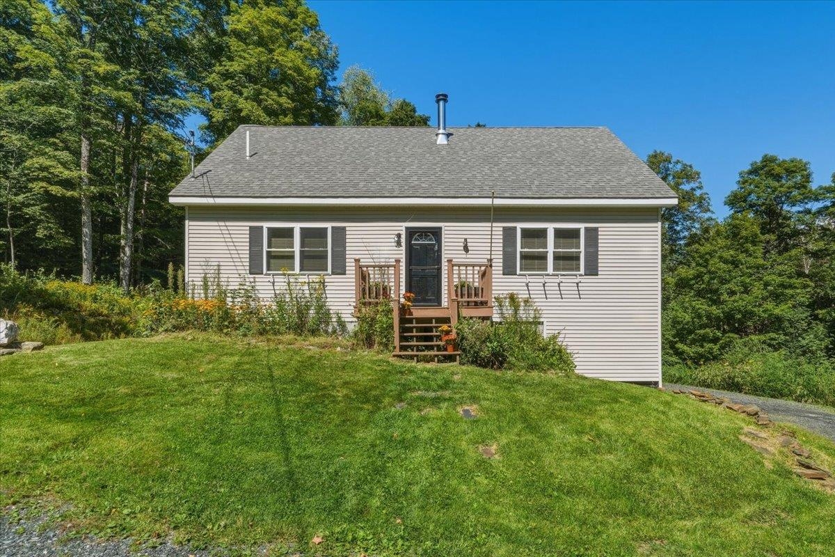 449 Woods Road Property Photo 3