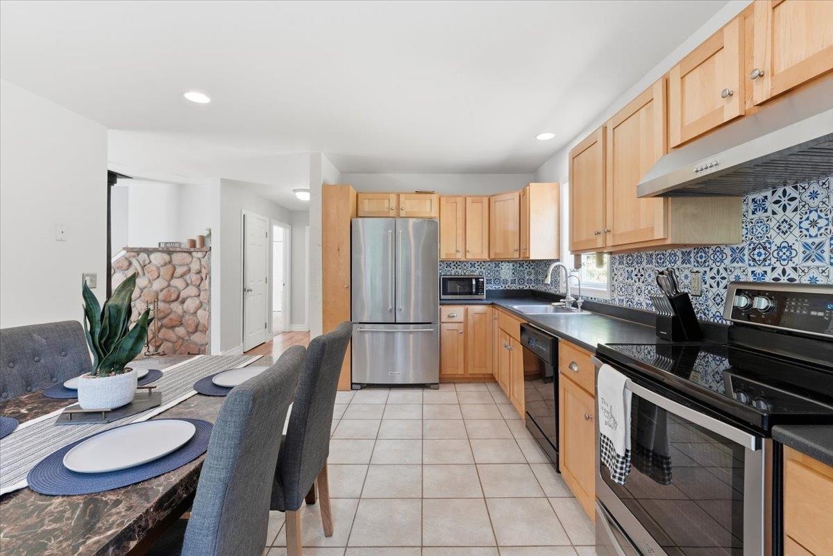 449 Woods Road Property Photo 12