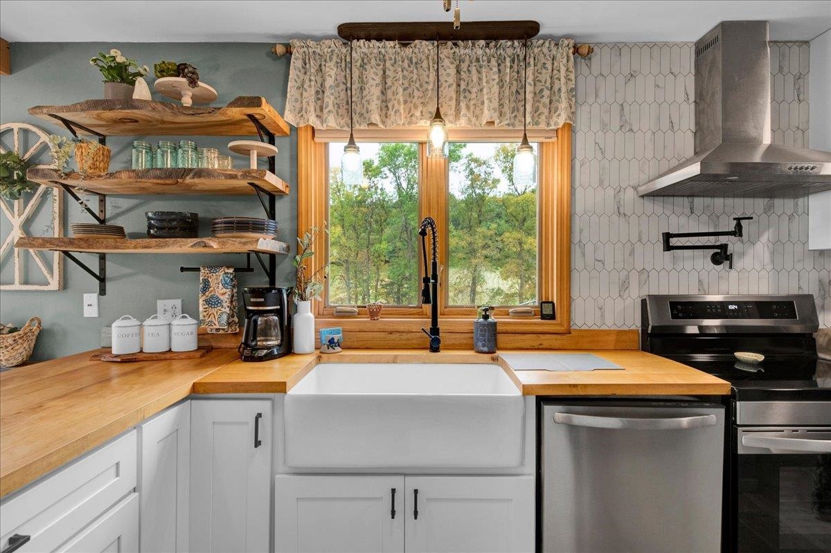 2709 Fuller Mountain Road Property Photo 10