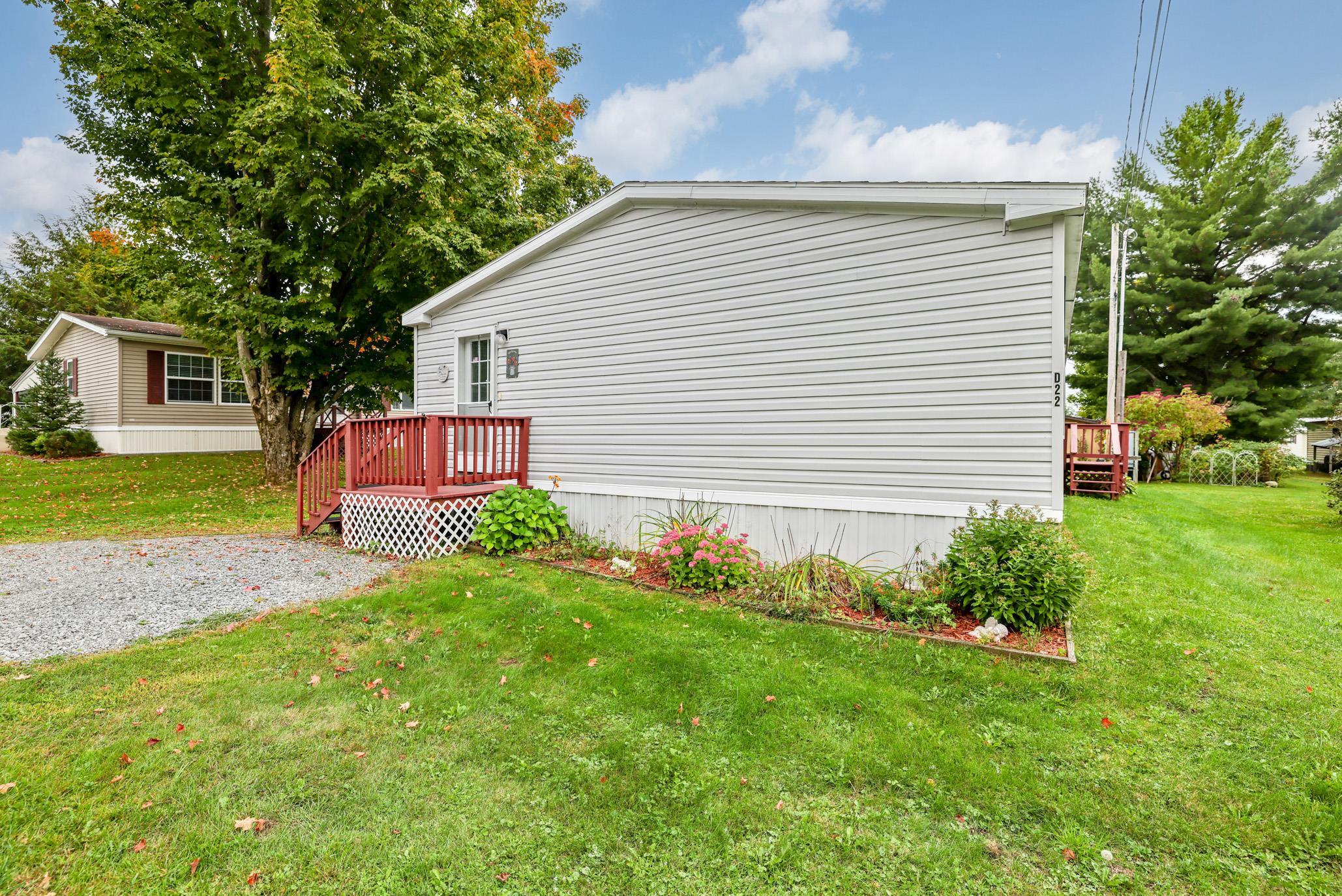 2477 Vt Route 105 Road Property Photo 4