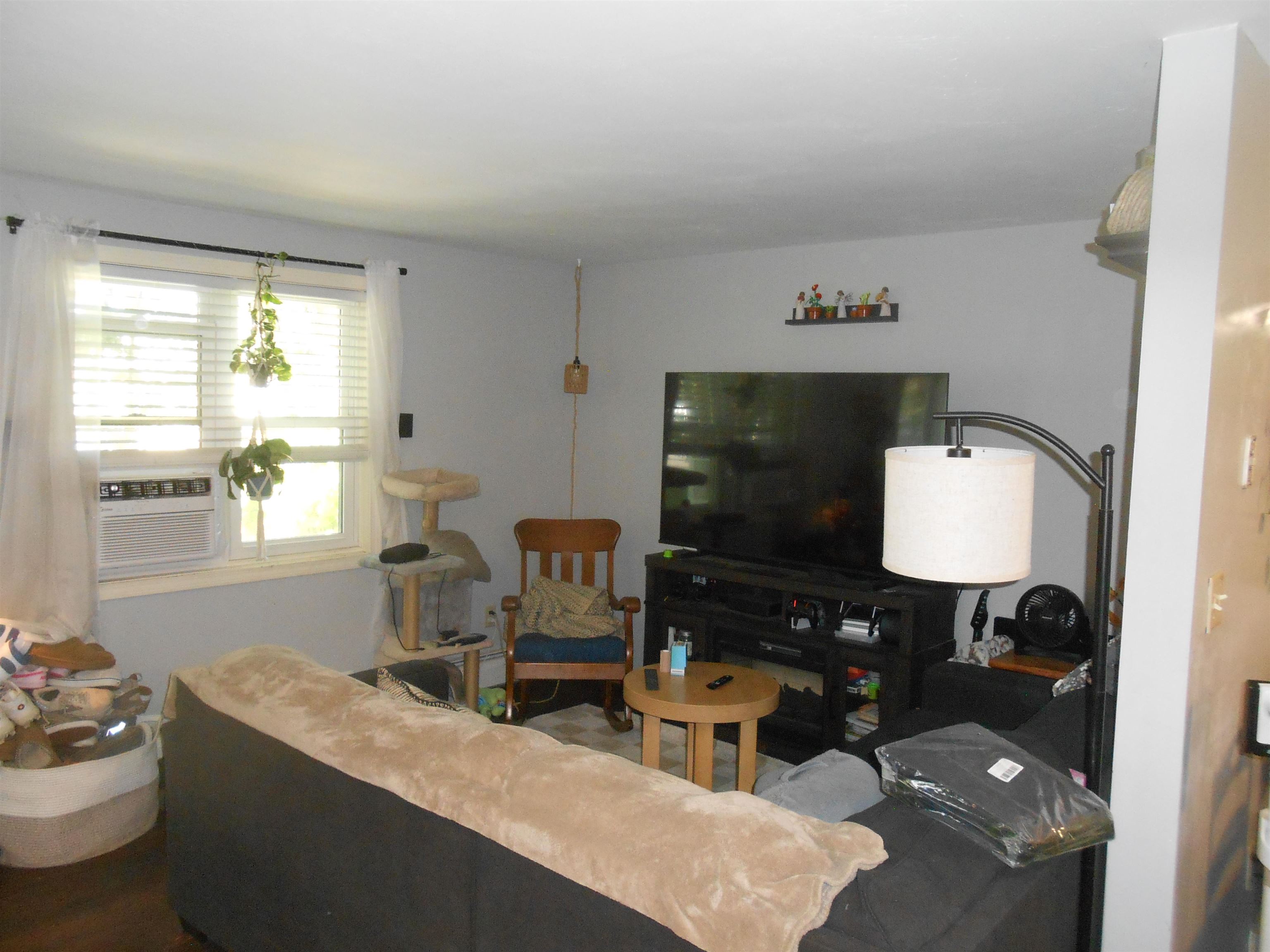 336 Lovering Street Property Photo 9