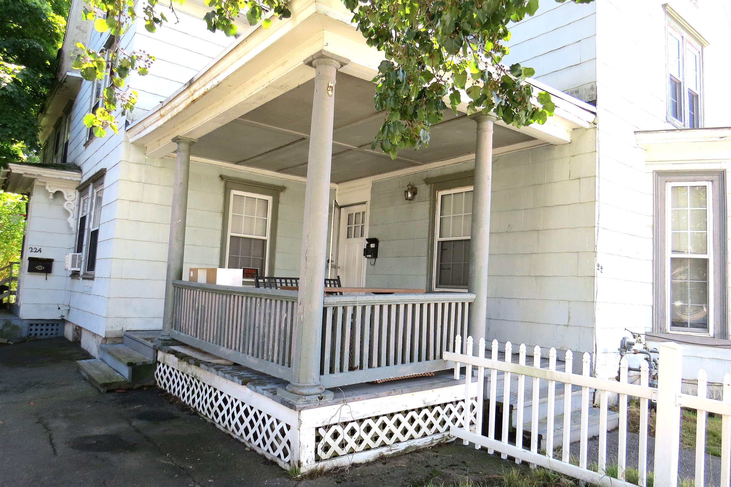 22 Kinsley Street Property Photo 2