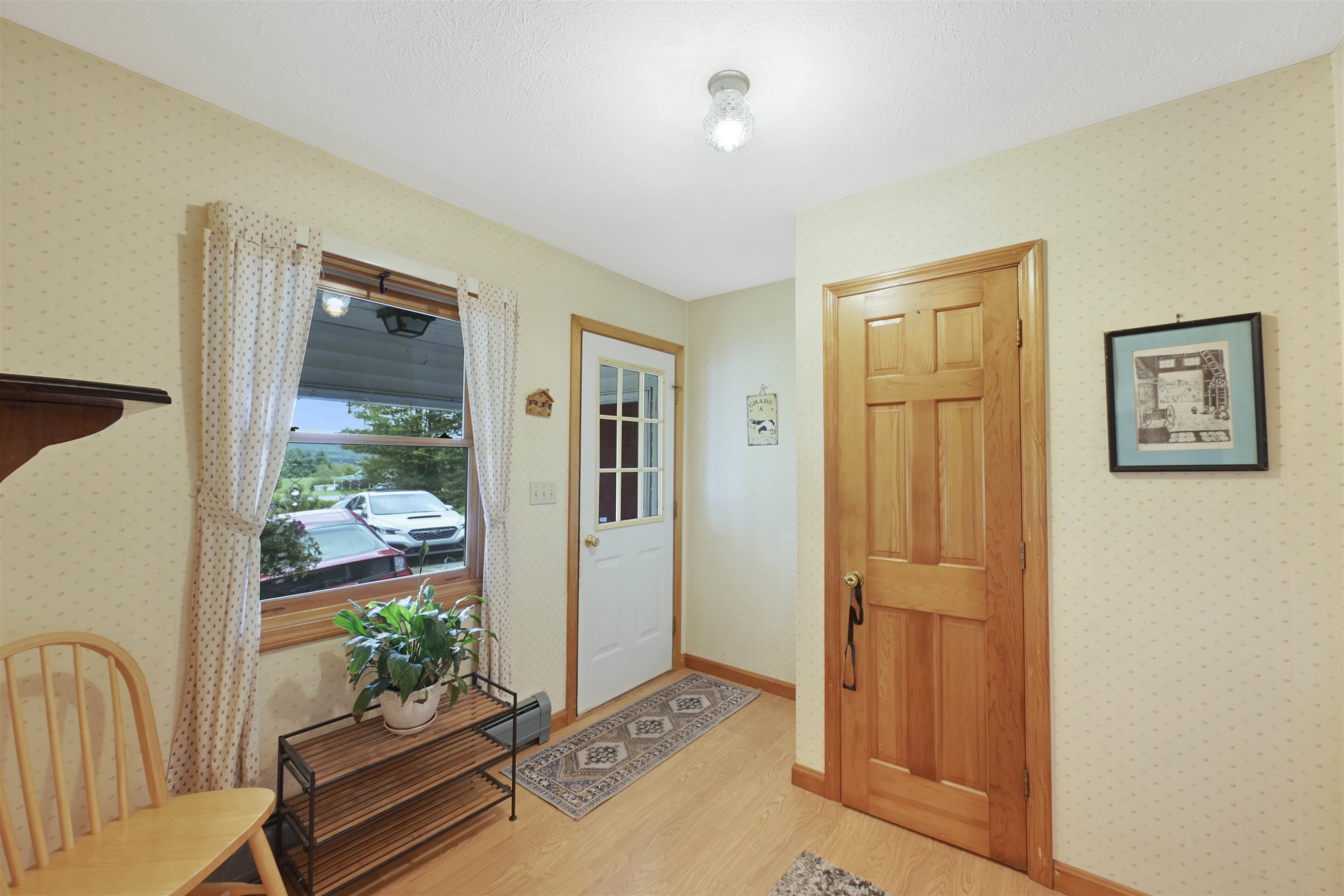 26 Waynes World Road Property Photo 9