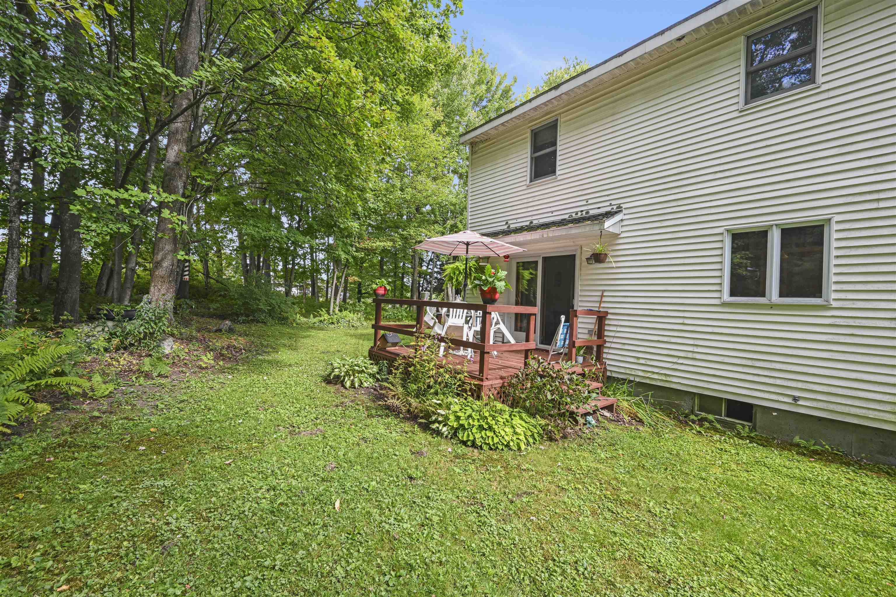26 Waynes World Road Property Photo 21
