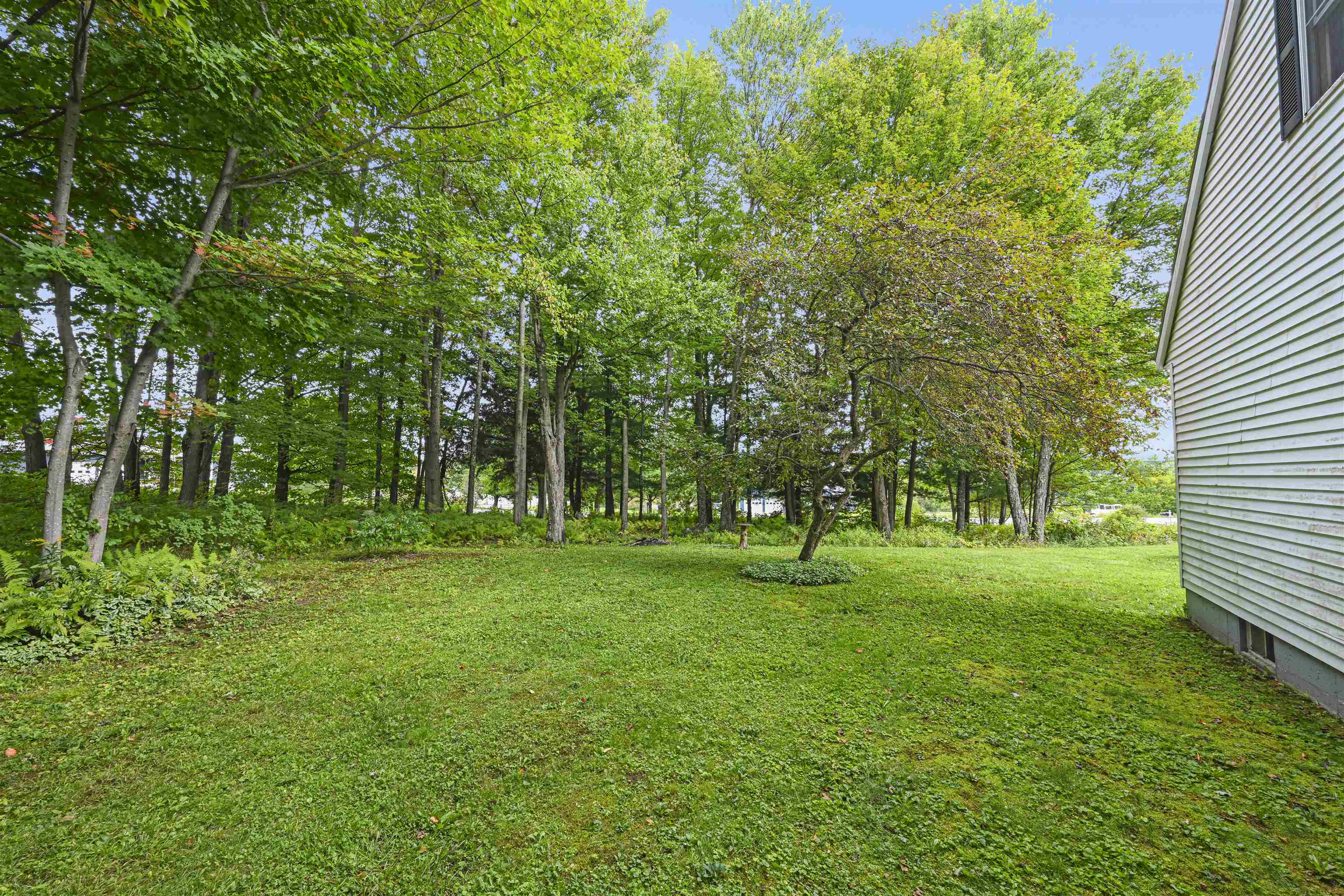 26 Waynes World Road Property Photo 22