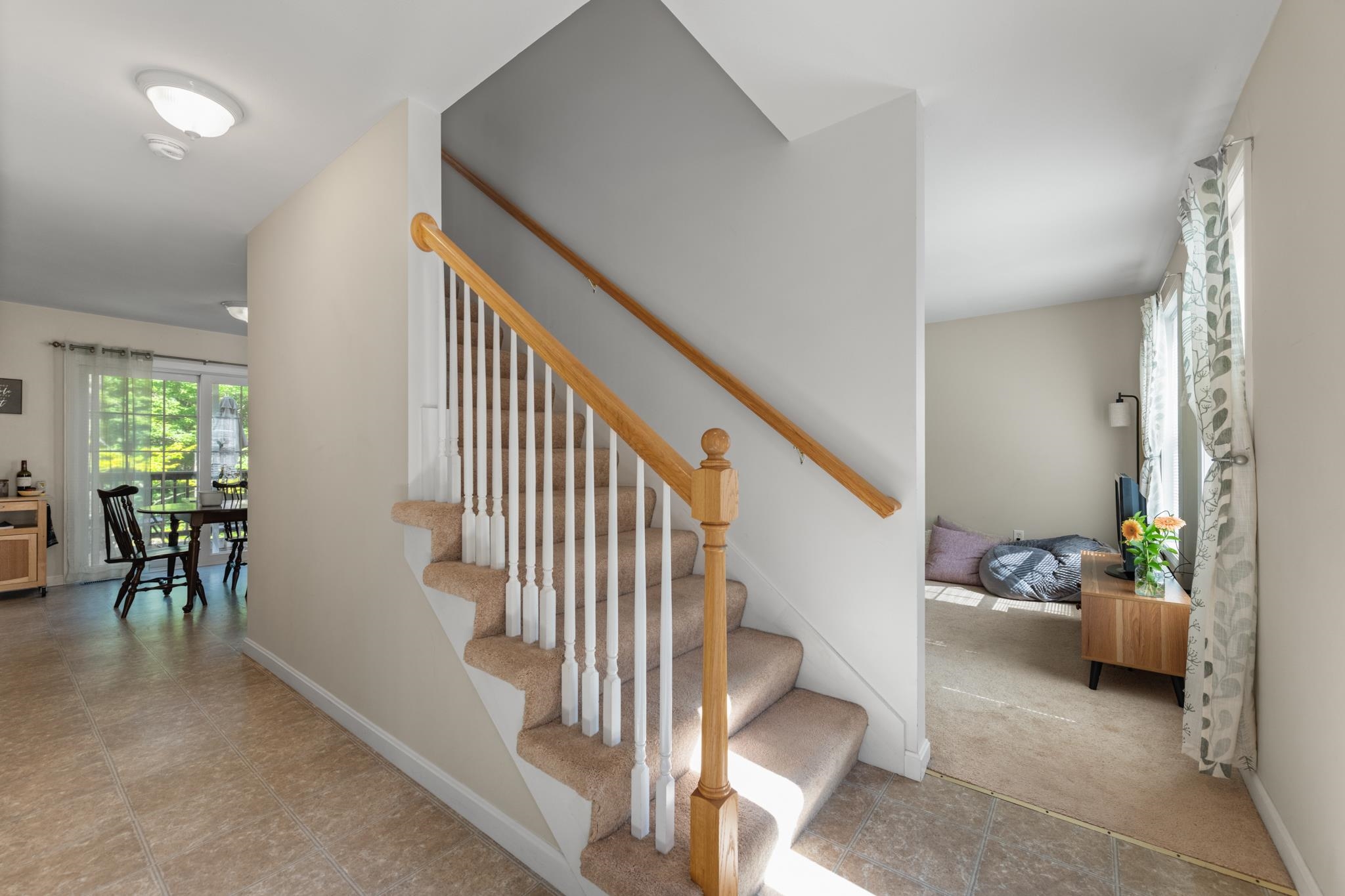 112 Robieson Drive Property Photo 3