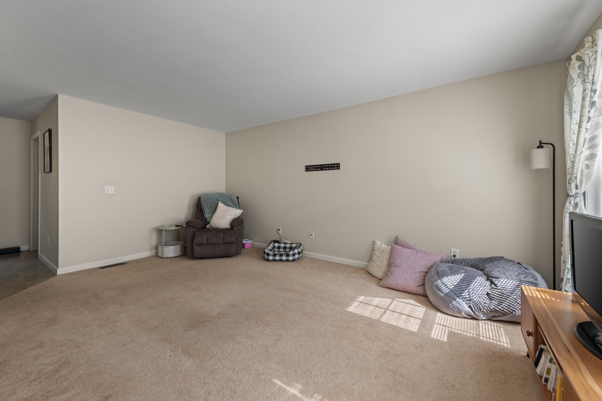 112 Robieson Drive Property Photo 11