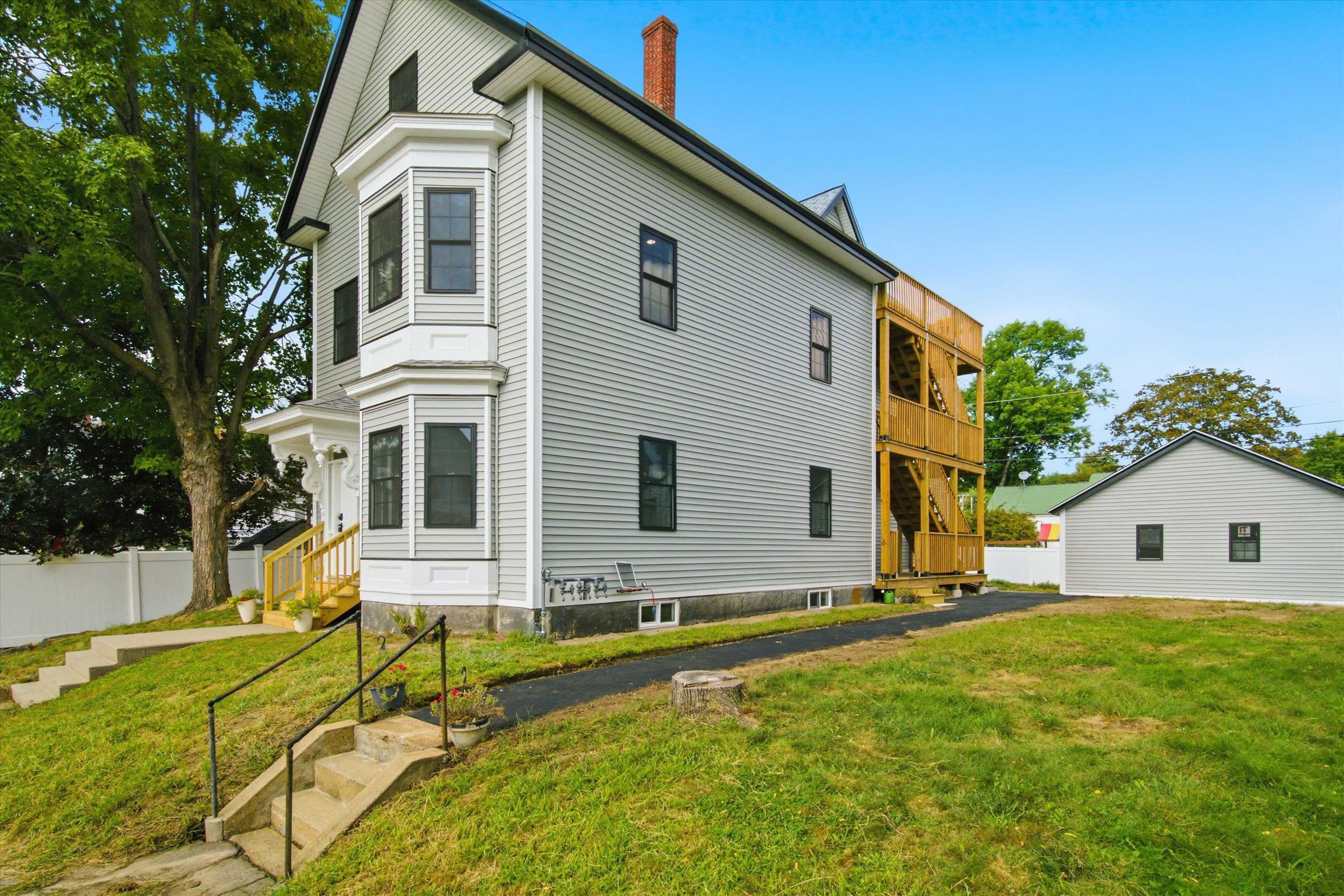 747 Beech Street Property Photo 2
