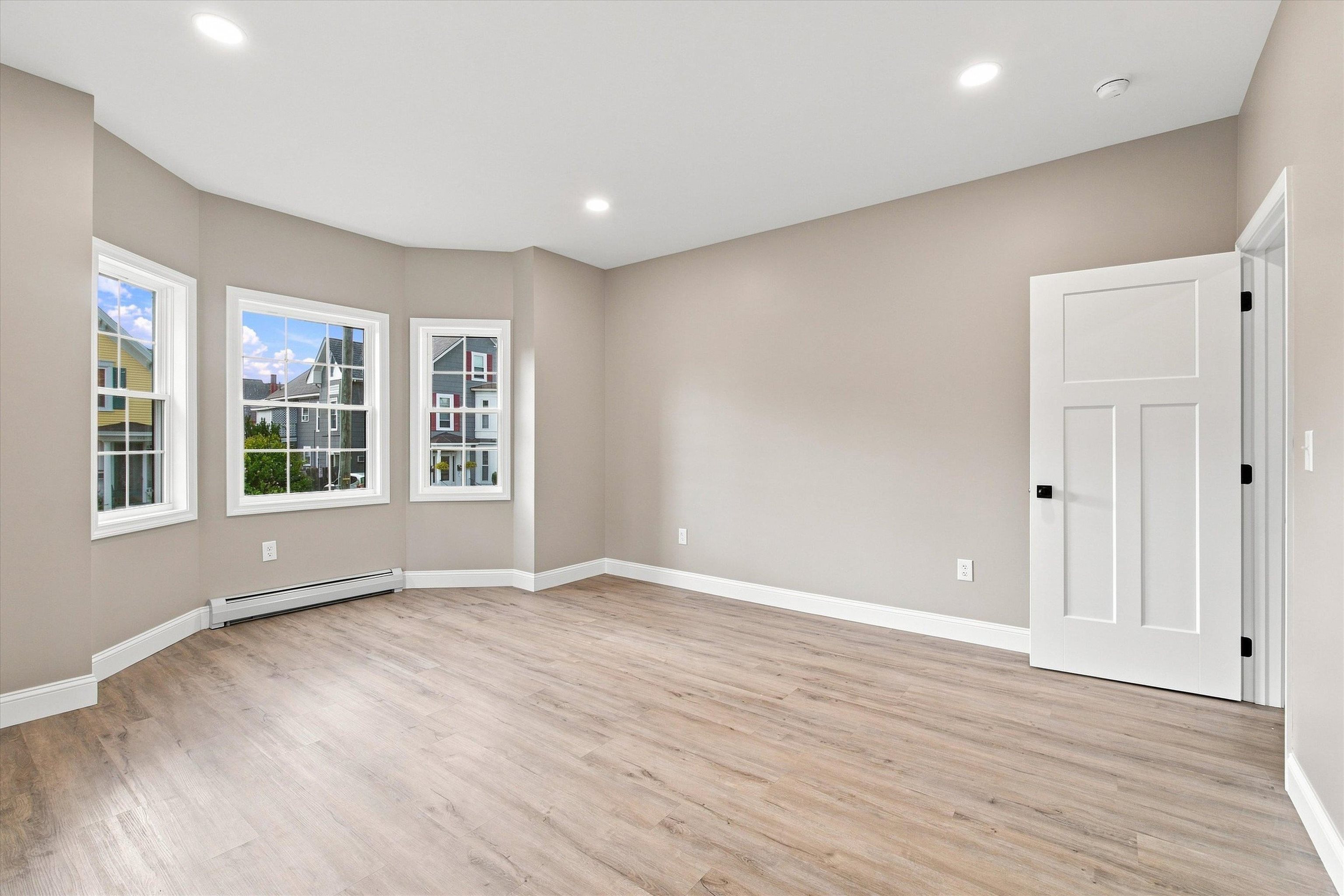 747 Beech Street Property Photo 17