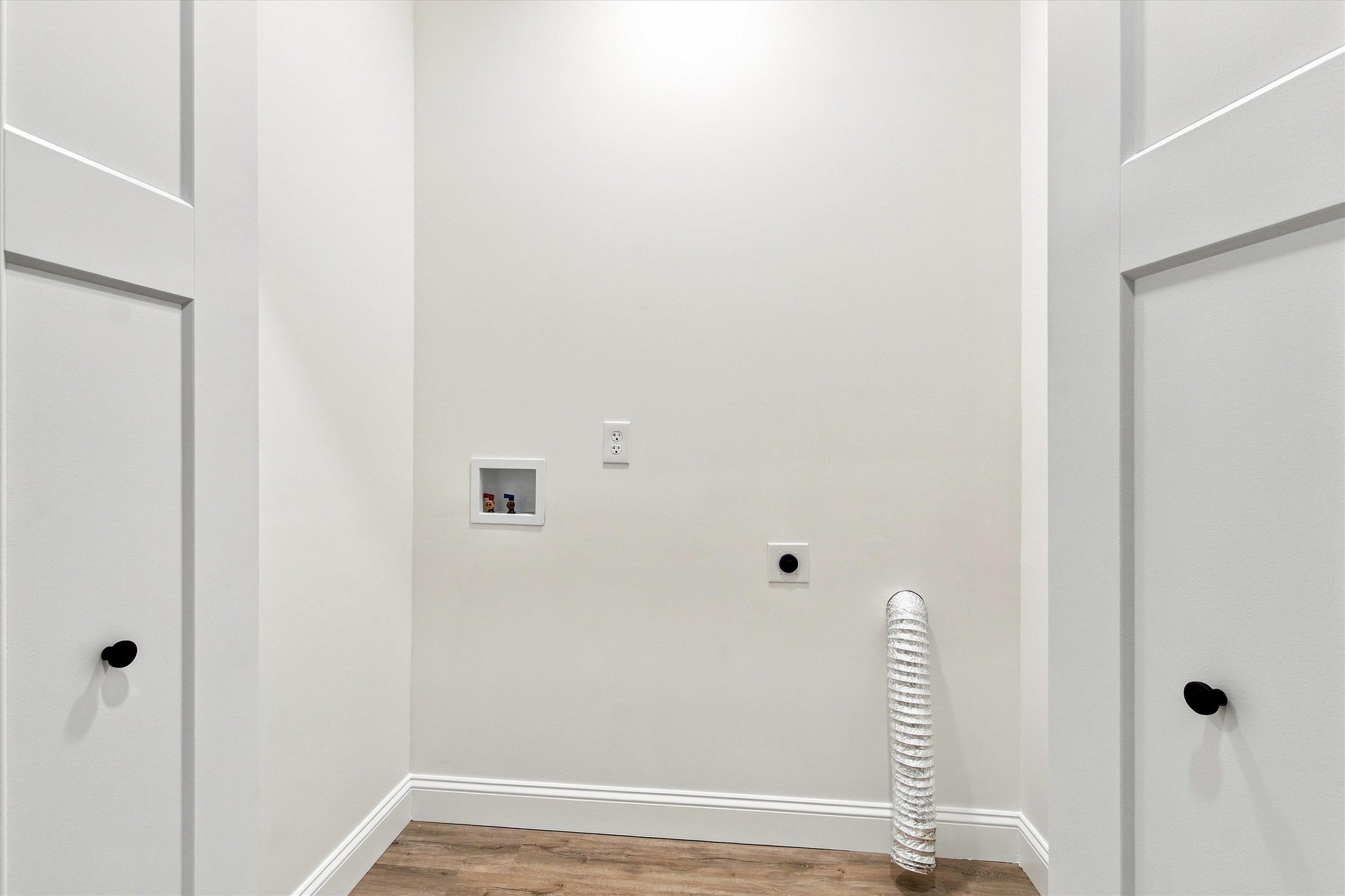 747 Beech Street Property Photo 18