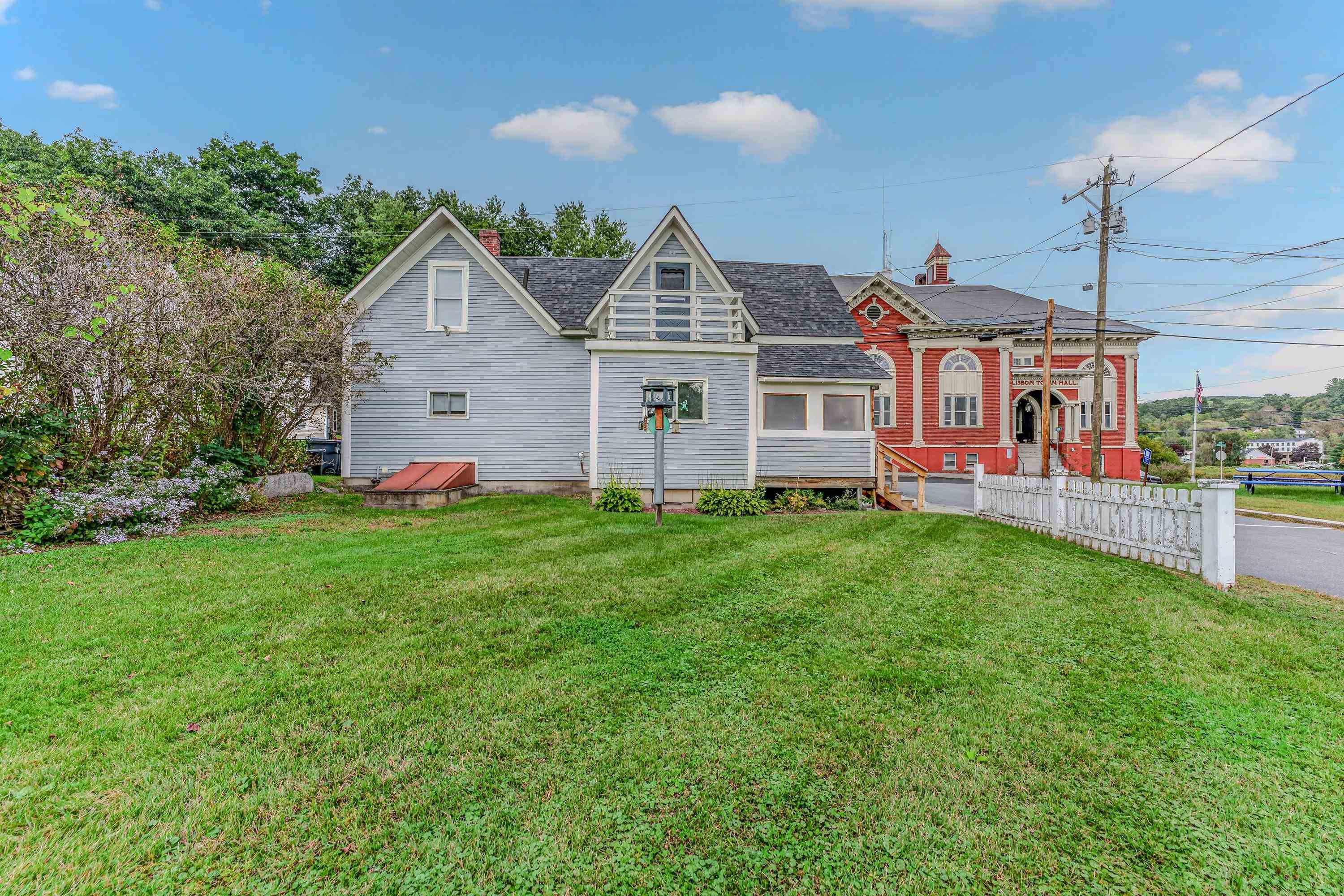 51 School Street Property Photo 4