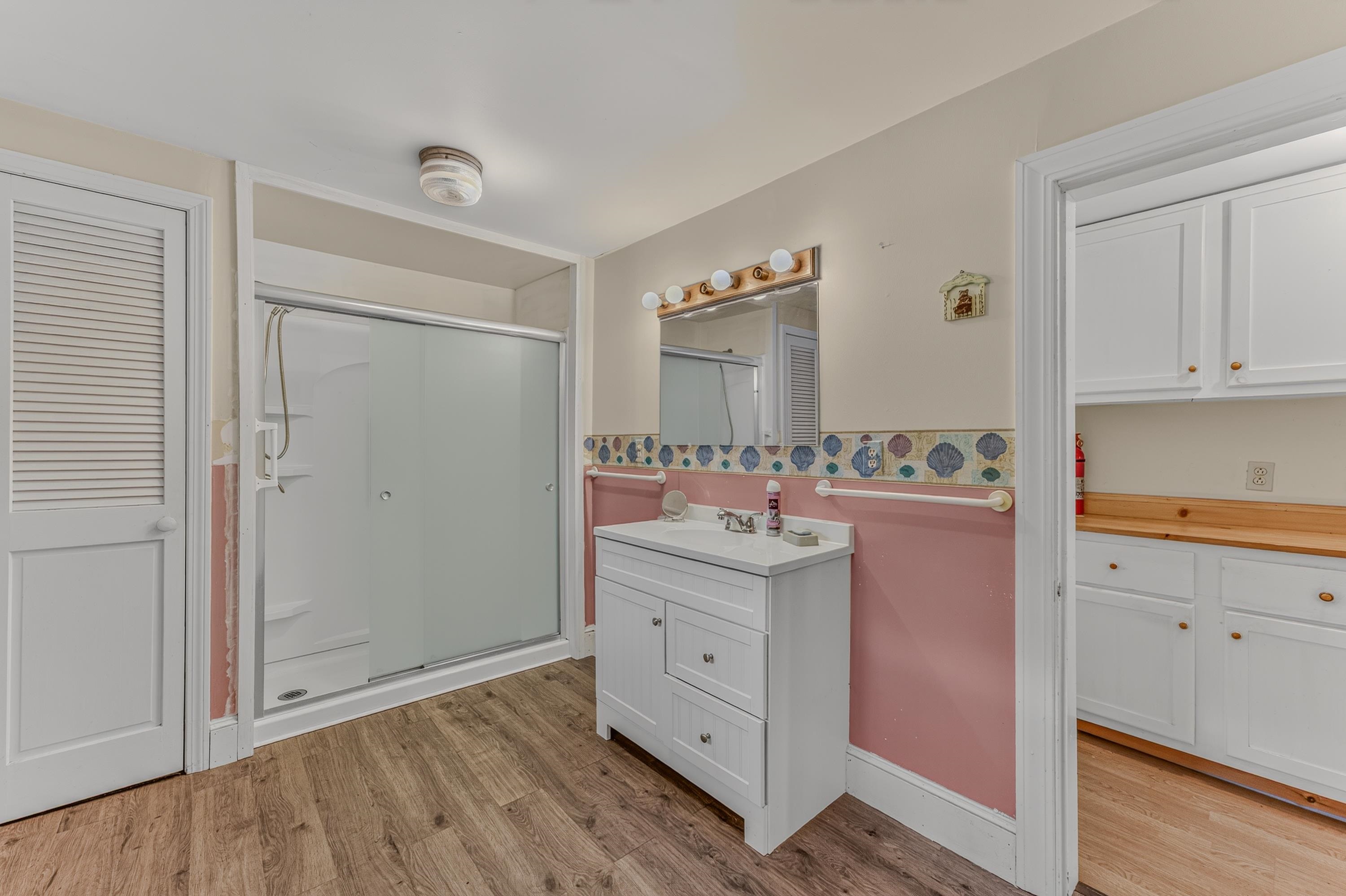 51 School Street Property Photo 20
