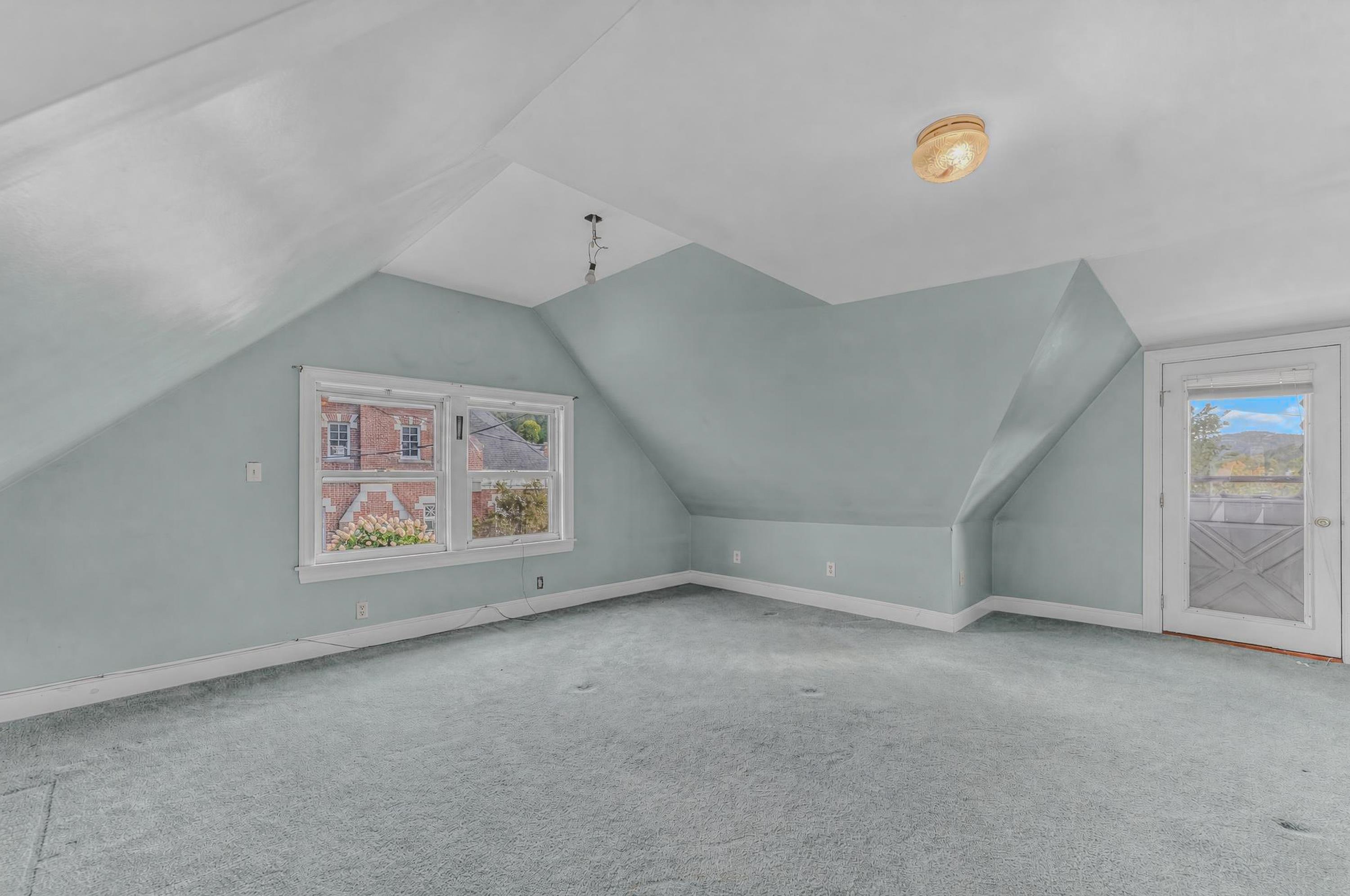 51 School Street Property Photo 24