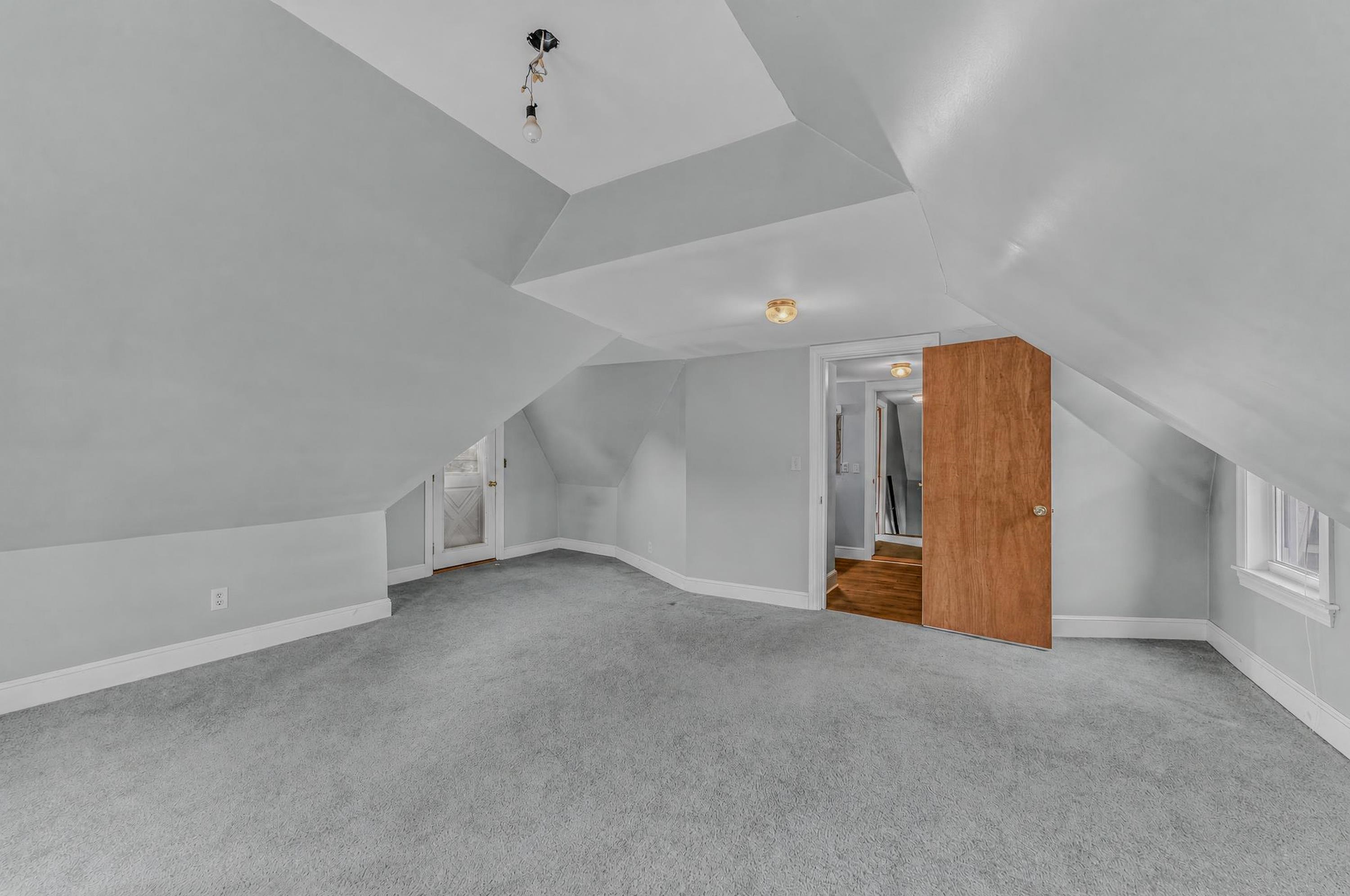 51 School Street Property Photo 25
