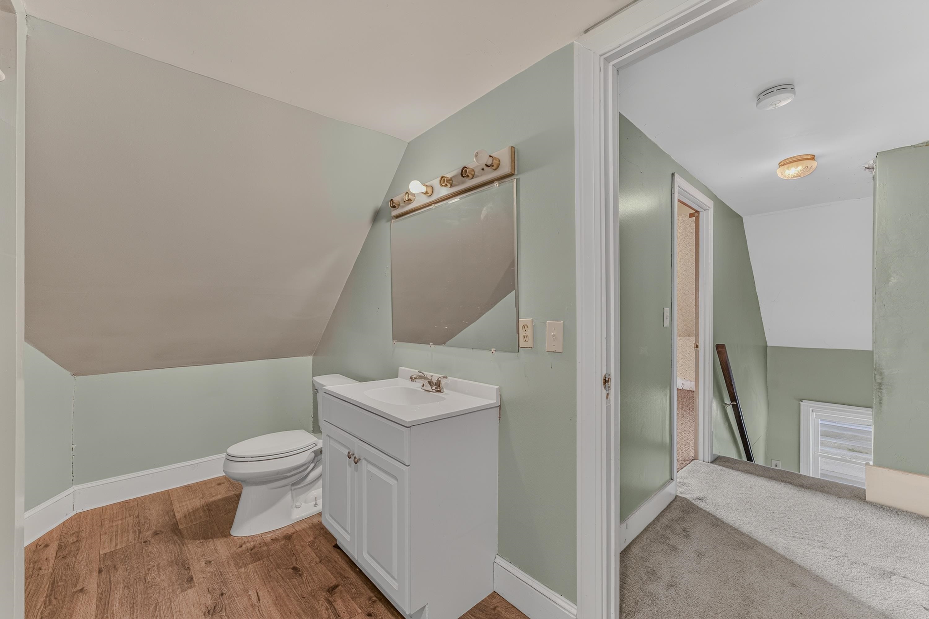 51 School Street Property Photo 30