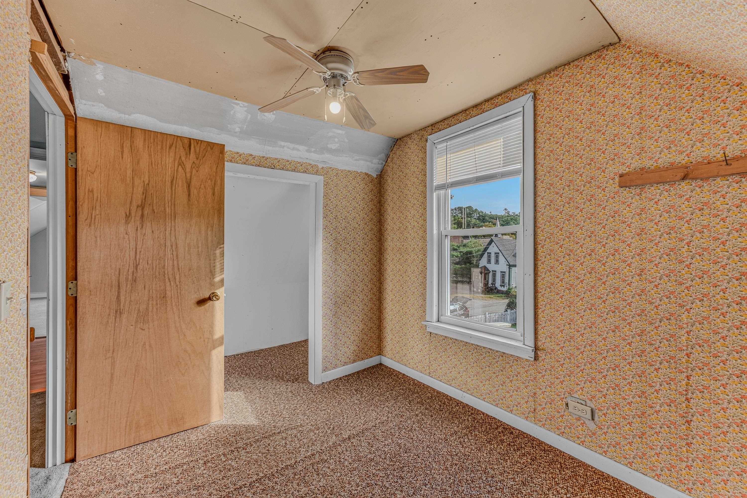 51 School Street Property Photo 33