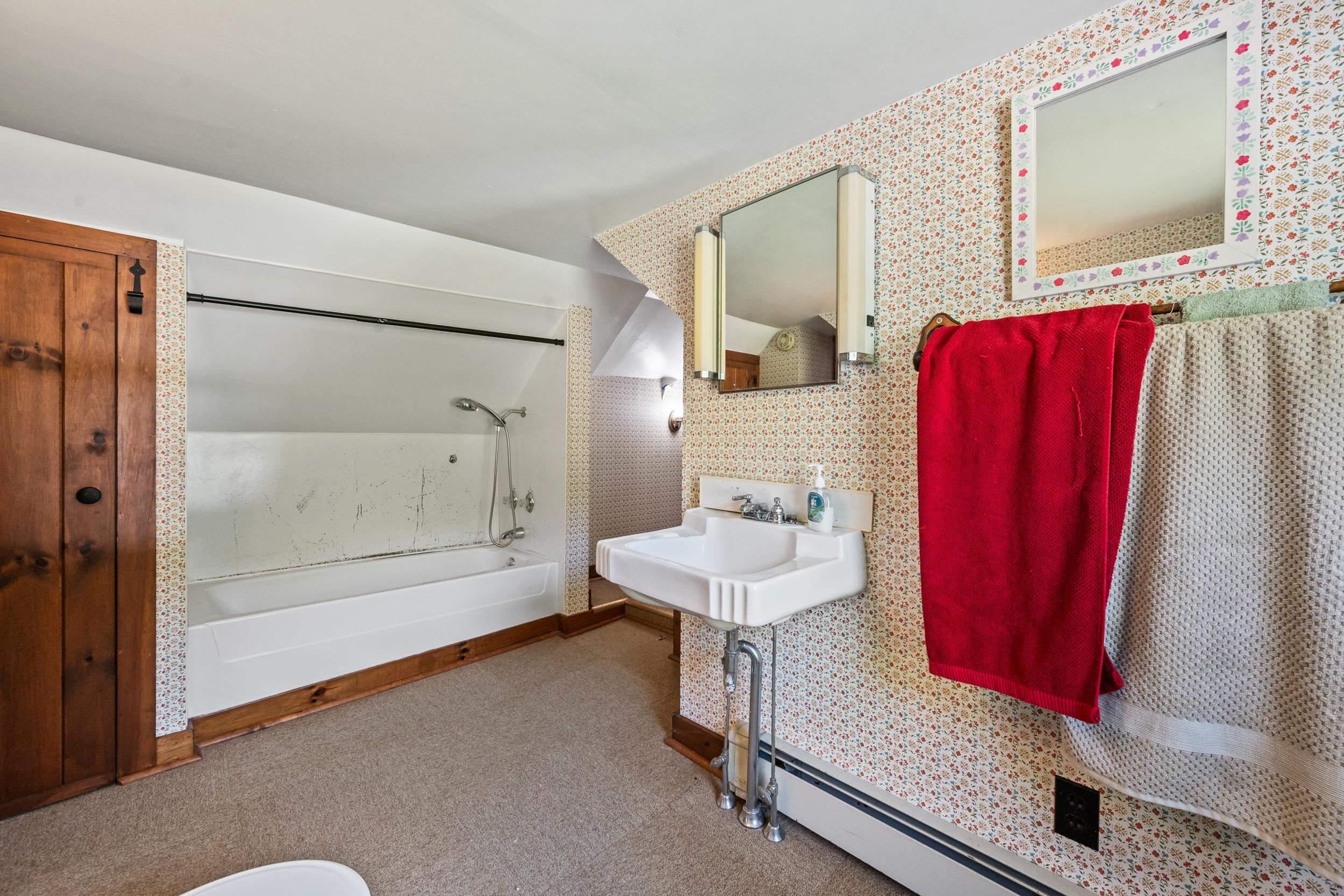 1025 Hurricane Mountain Road Property Photo 35